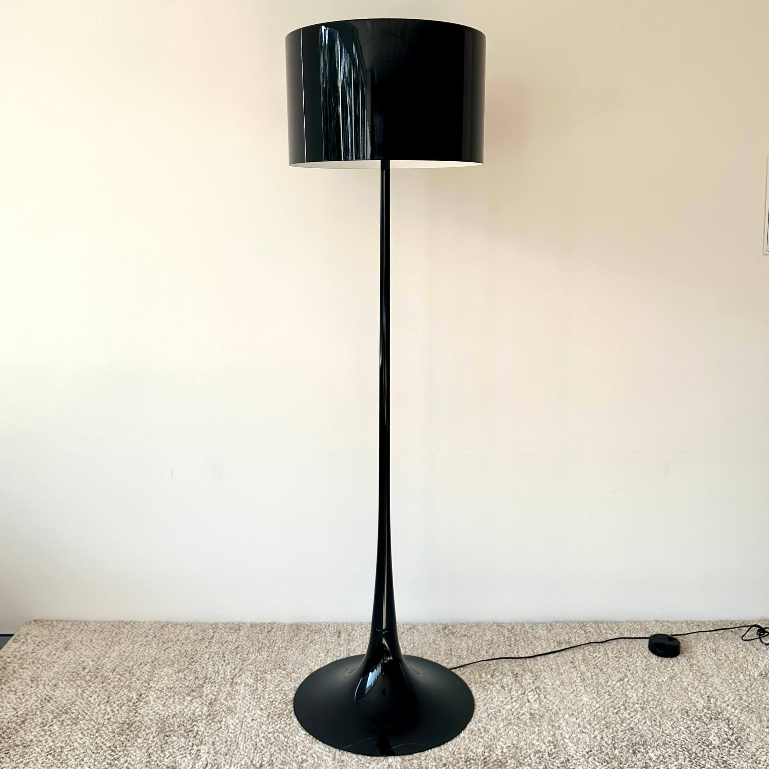 Spun Floor lamp, FLOS Sebastian Wrong