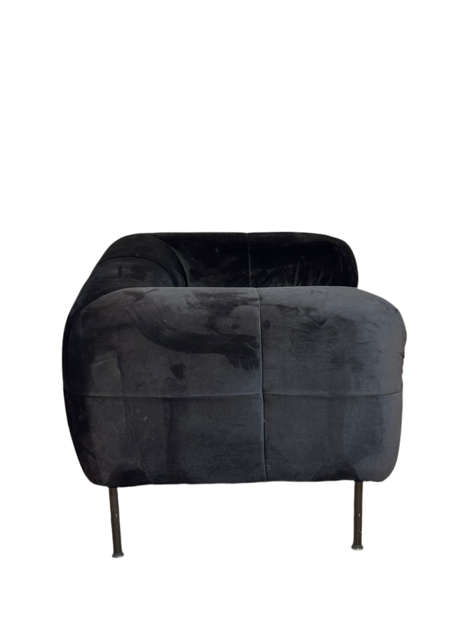 Velvet Armchair – Black, Harry the Hire