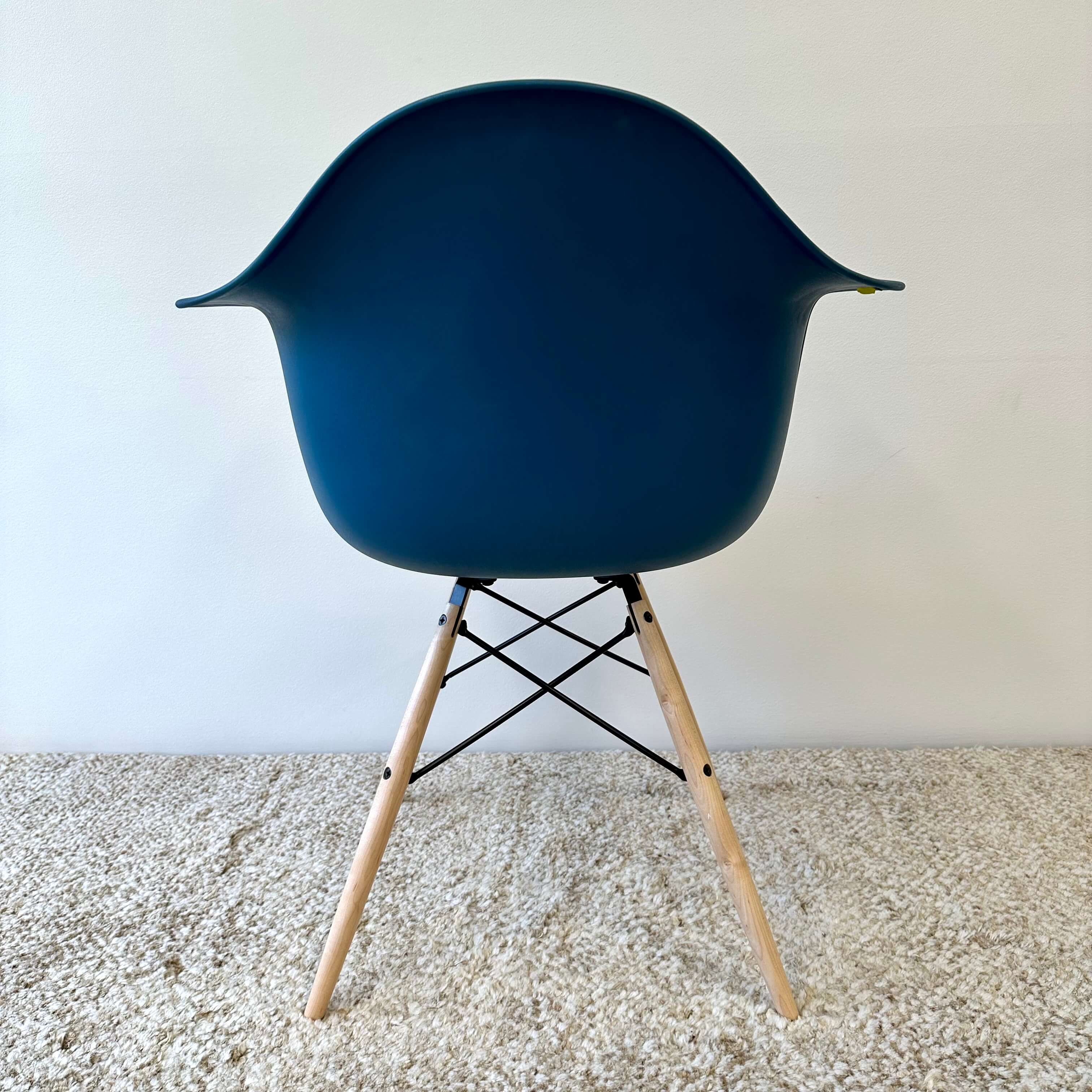 Eames moulded Armchair, Herman Miller