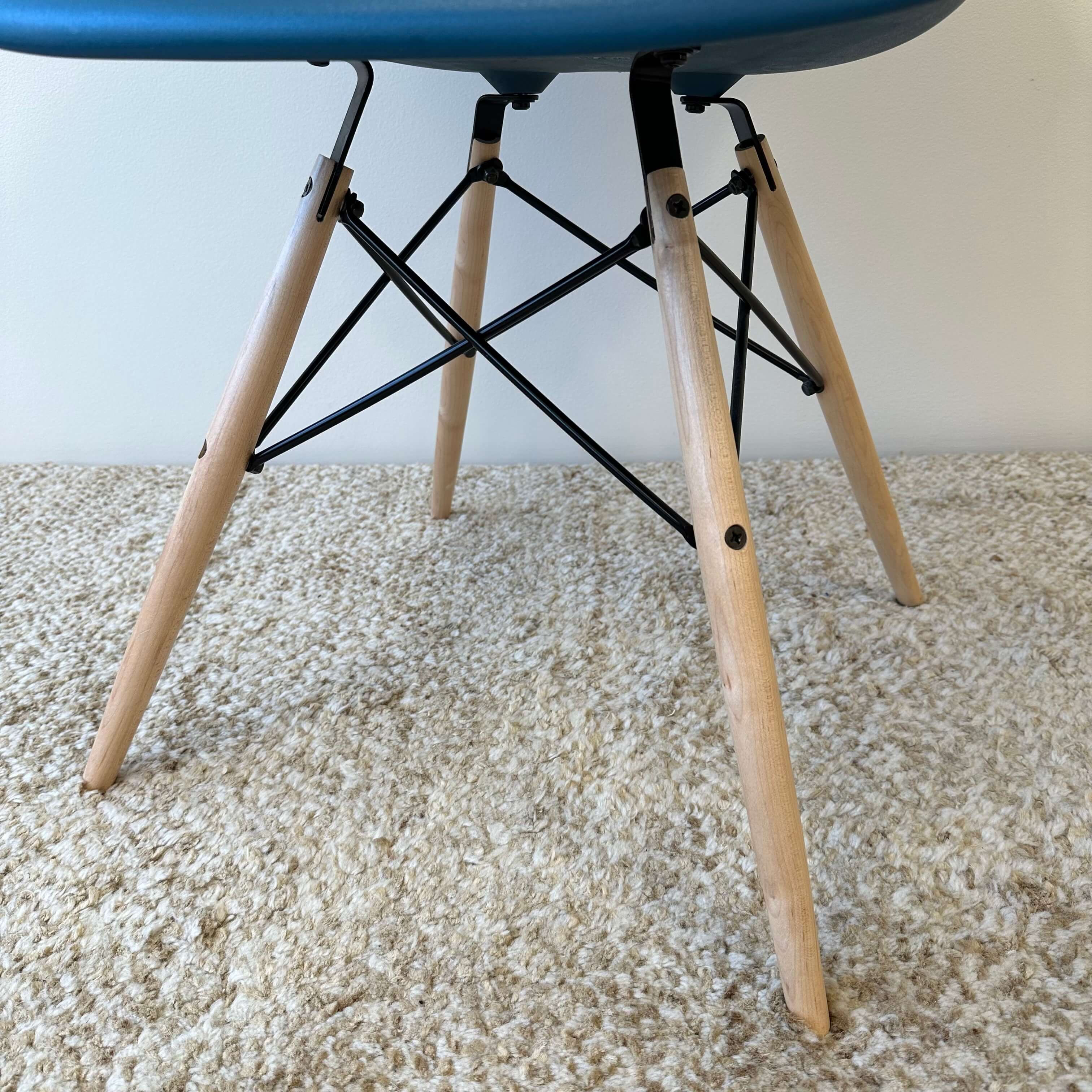 Eames moulded Armchair, Herman Miller