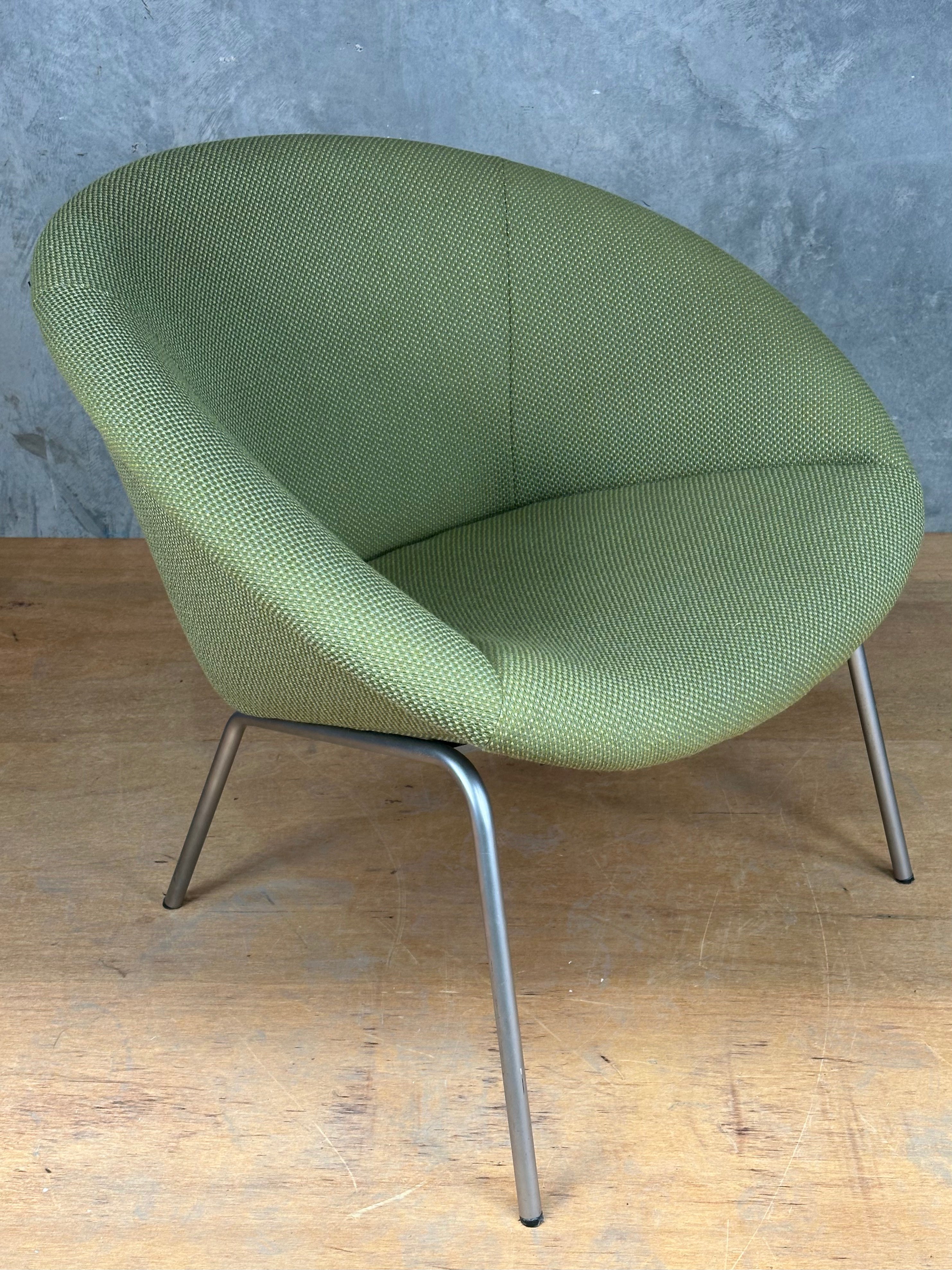 Green 369 Armchair, Walter Knoll