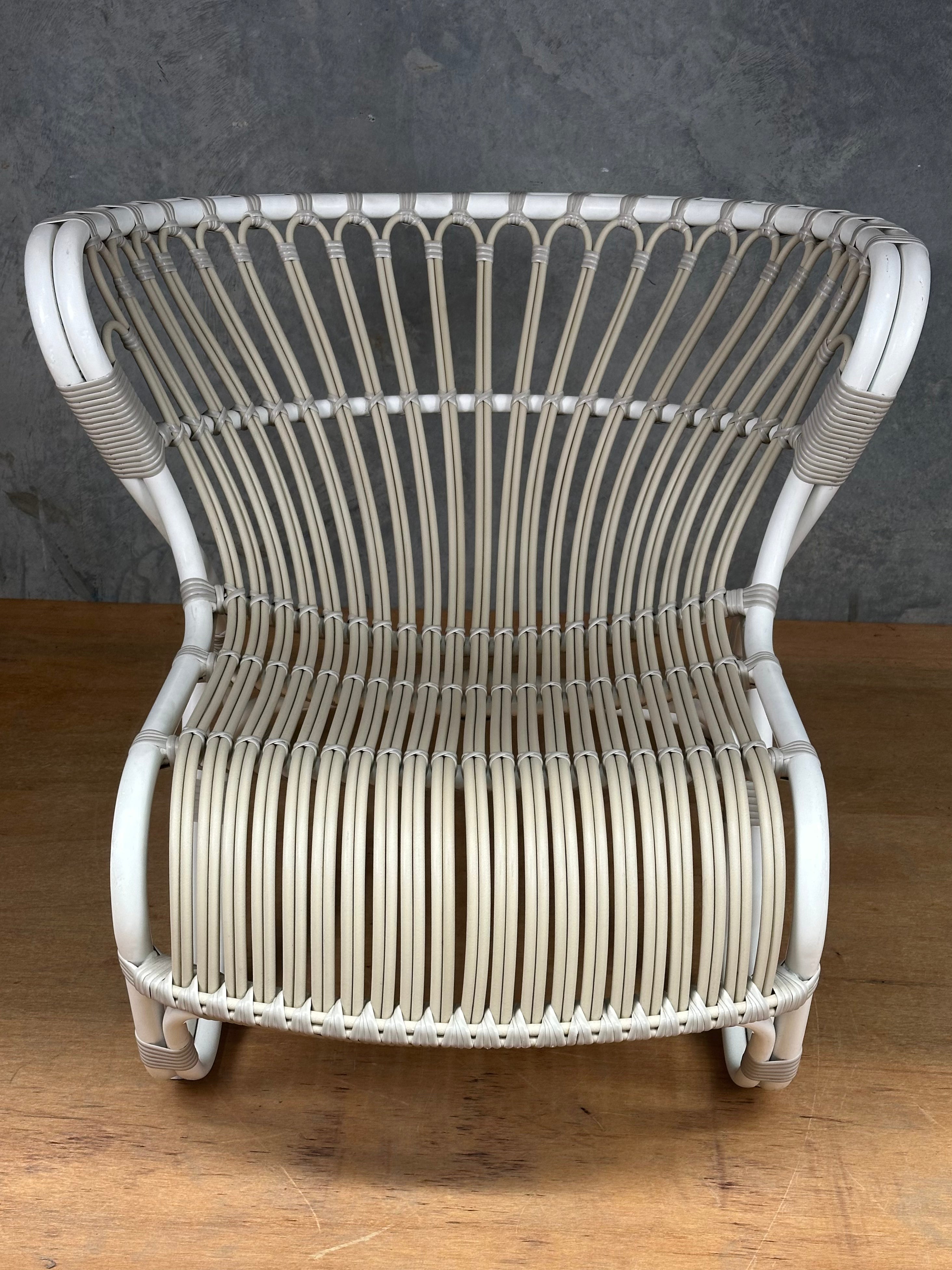 Viggo Boesen Fox Chair Exterior, Sika Design