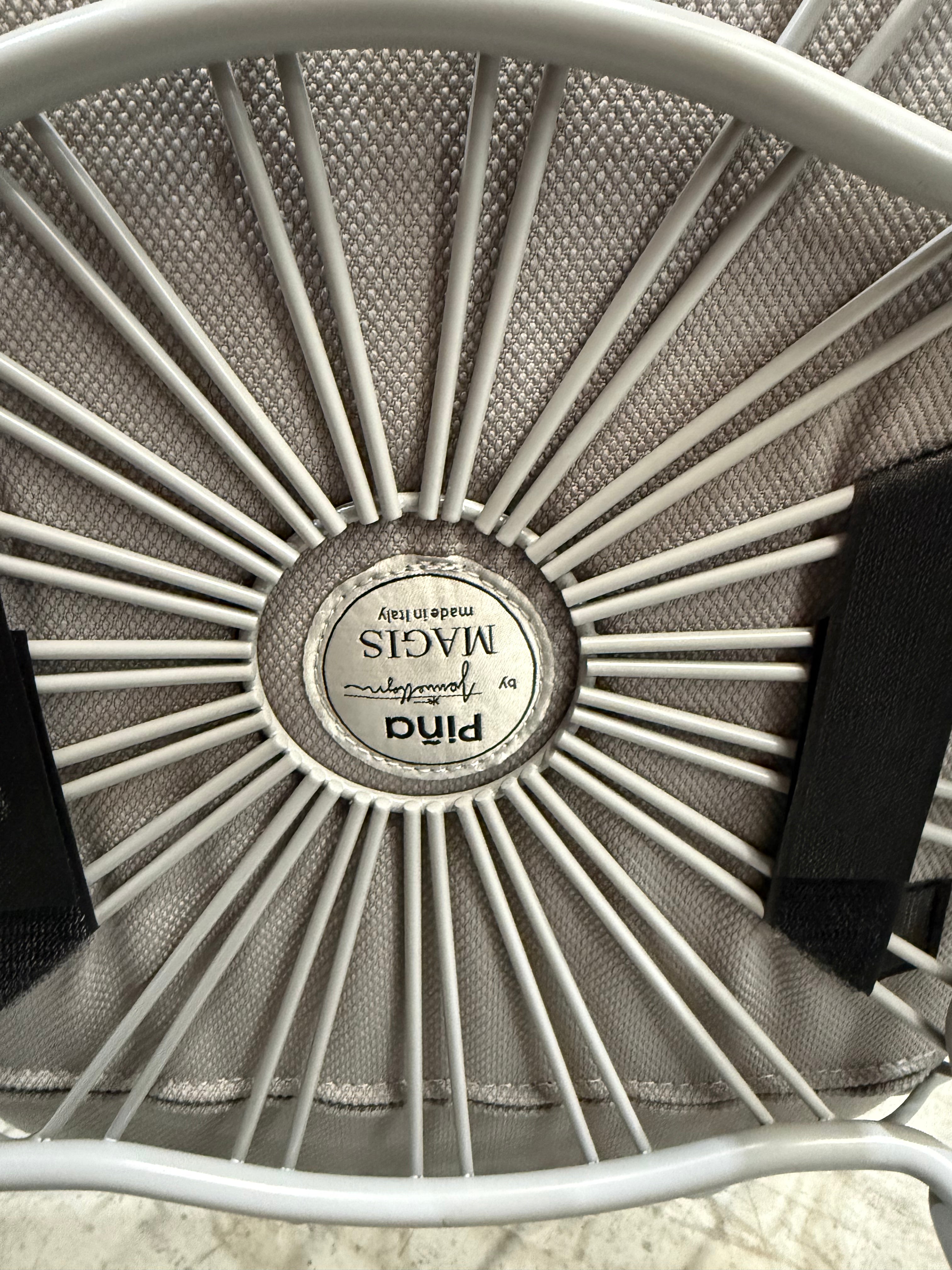 Magis Pinã Chair by Jaime Hayon