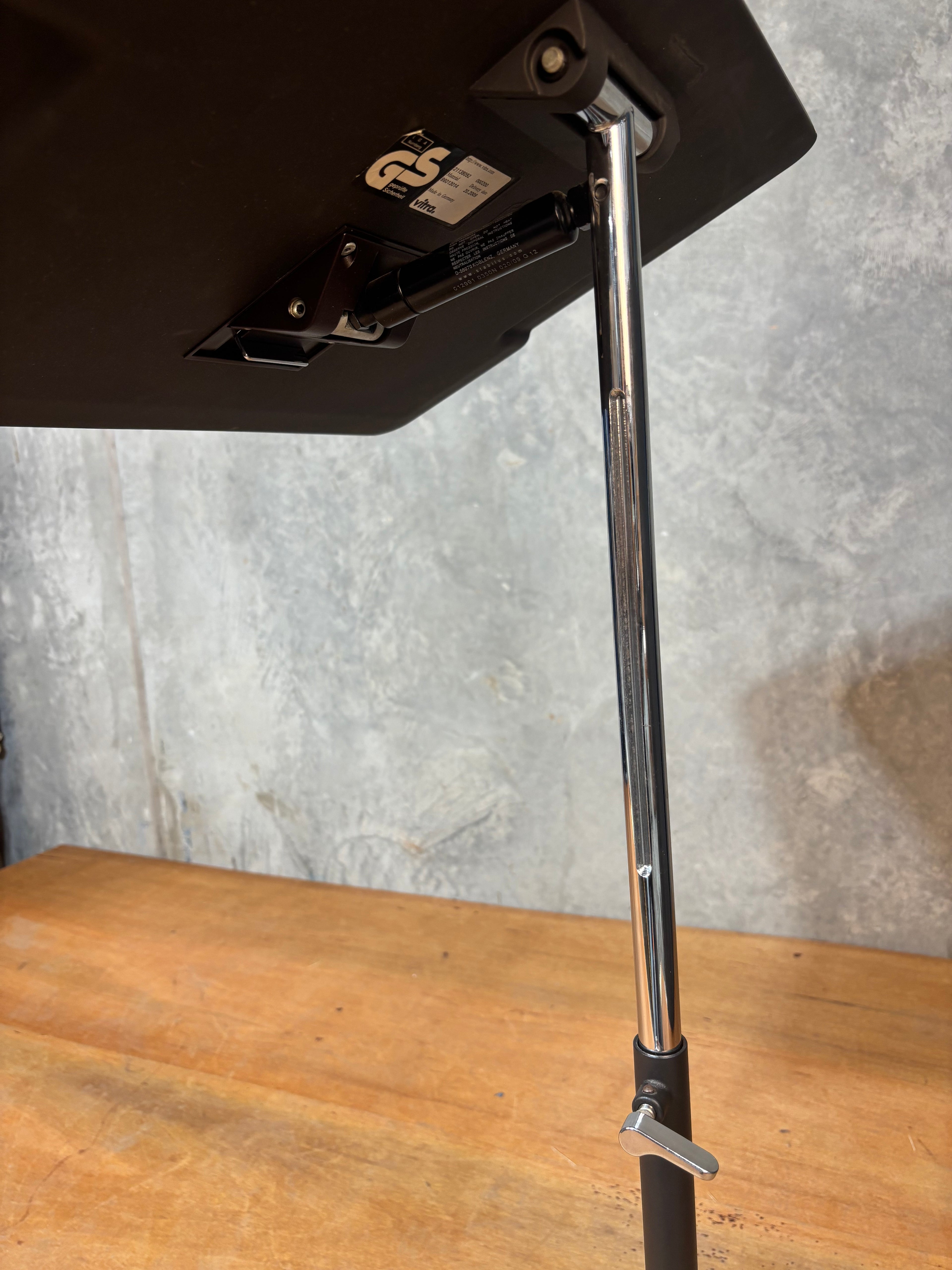 Vitra NesTable - Black