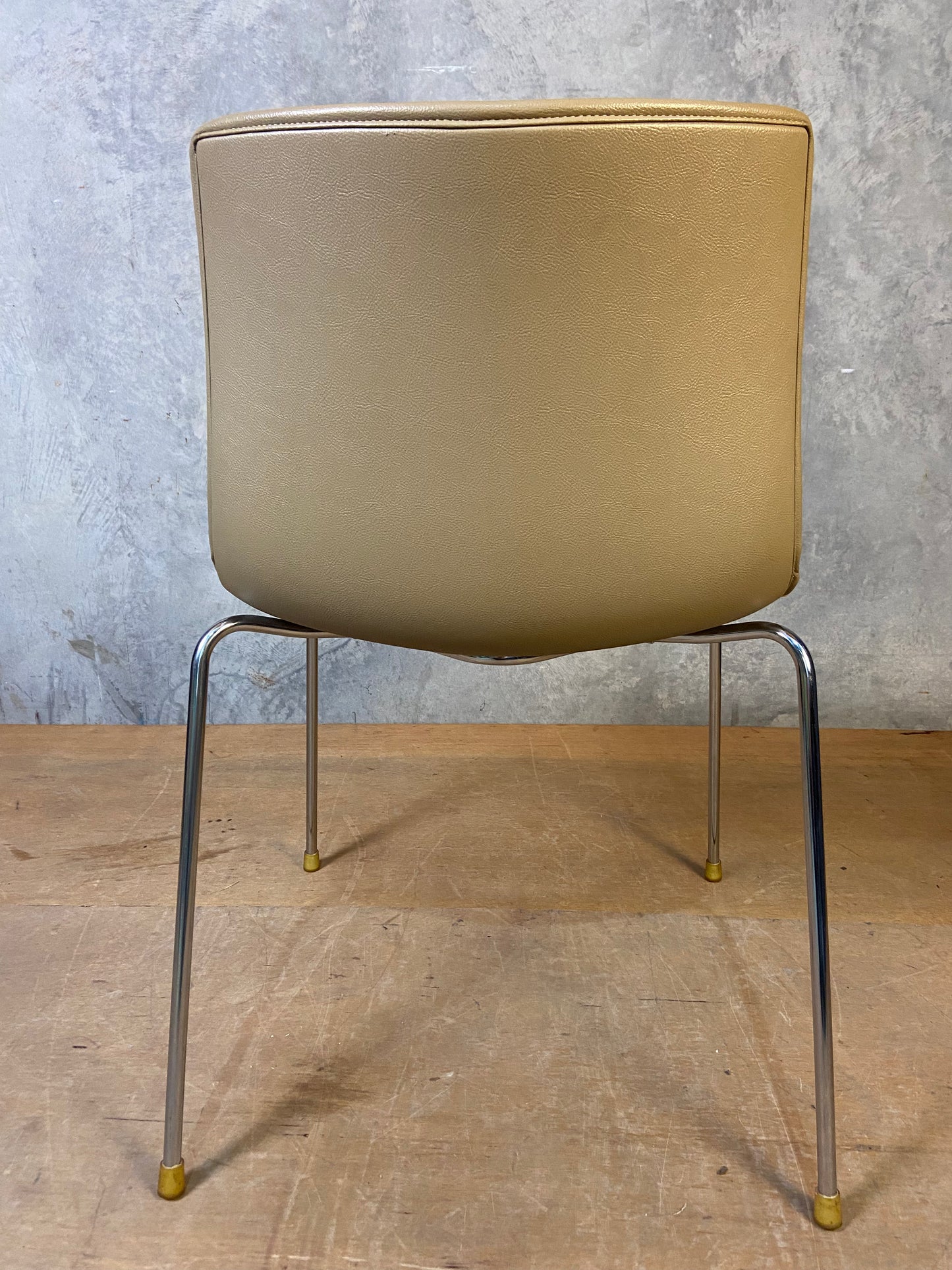 Catifa 53 - 4 Leg Base, Arper - Leather