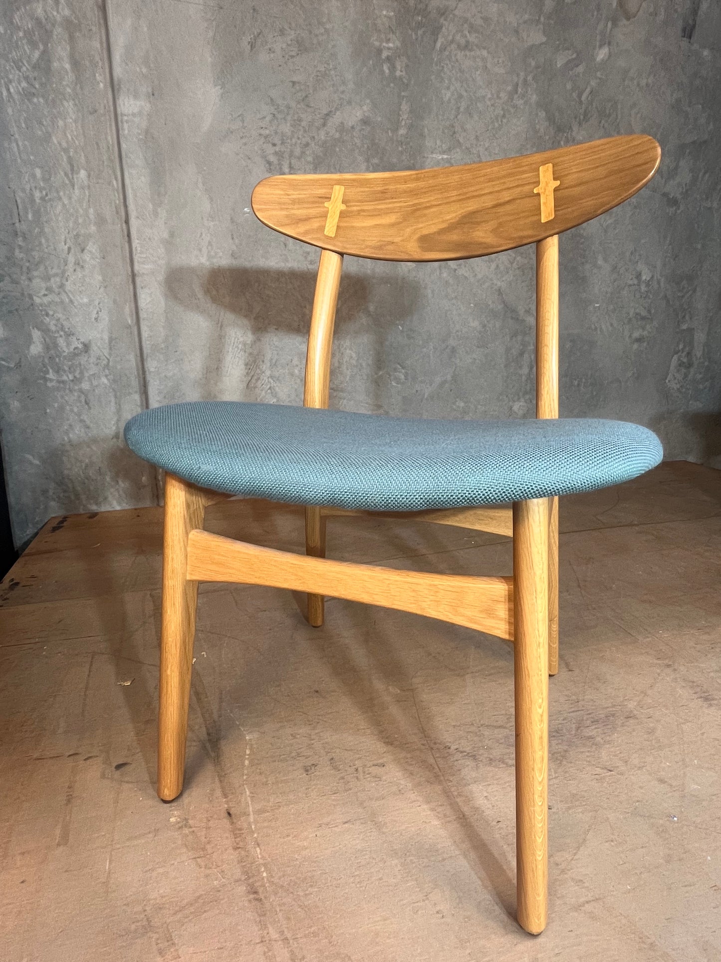 American Oak dining chairs - 4 available