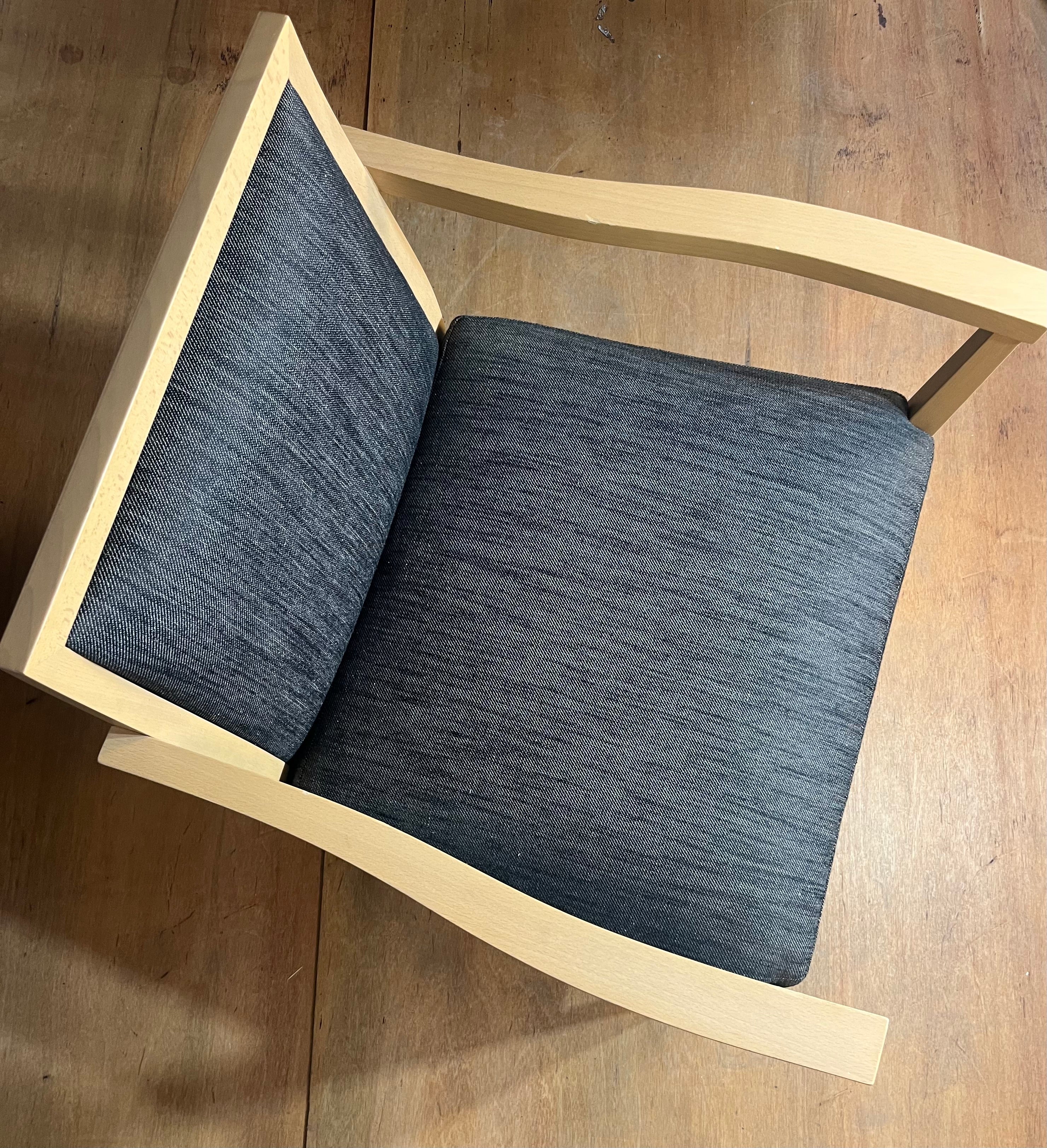 Cafe Culture Grey Jacquard Sitting Chair