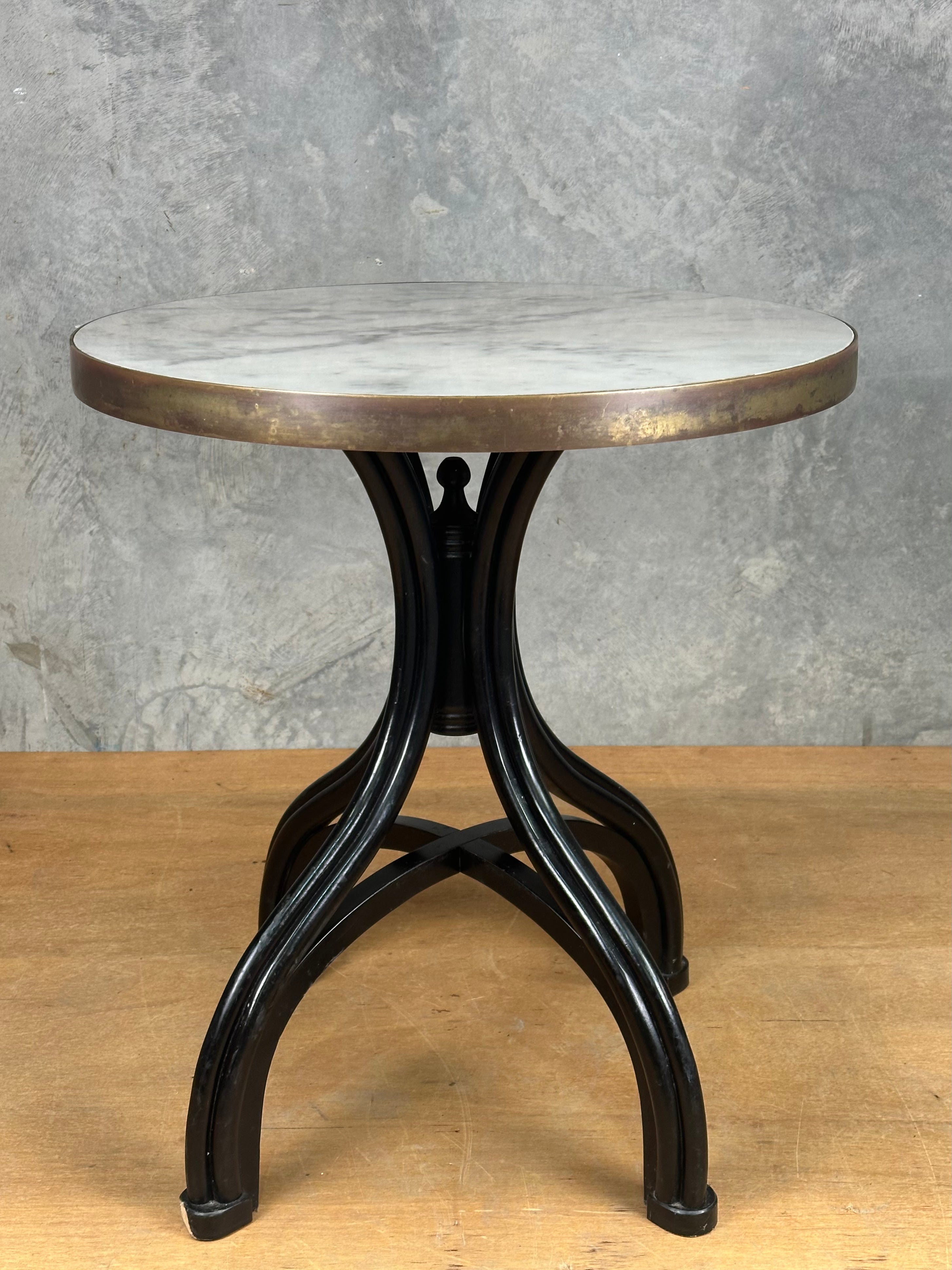 Vintage Cafe Table - Round Marble, Thonet