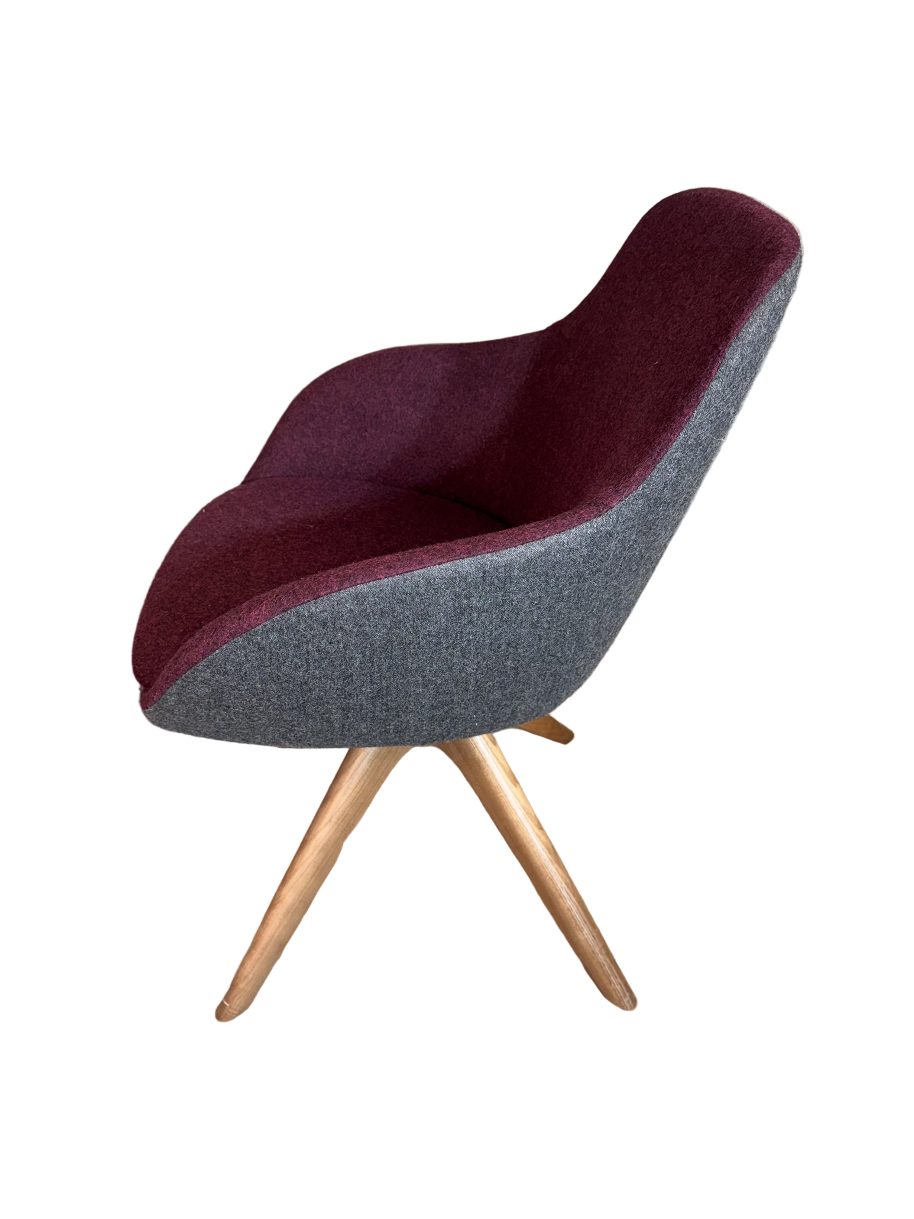 AWM Ebony armchair