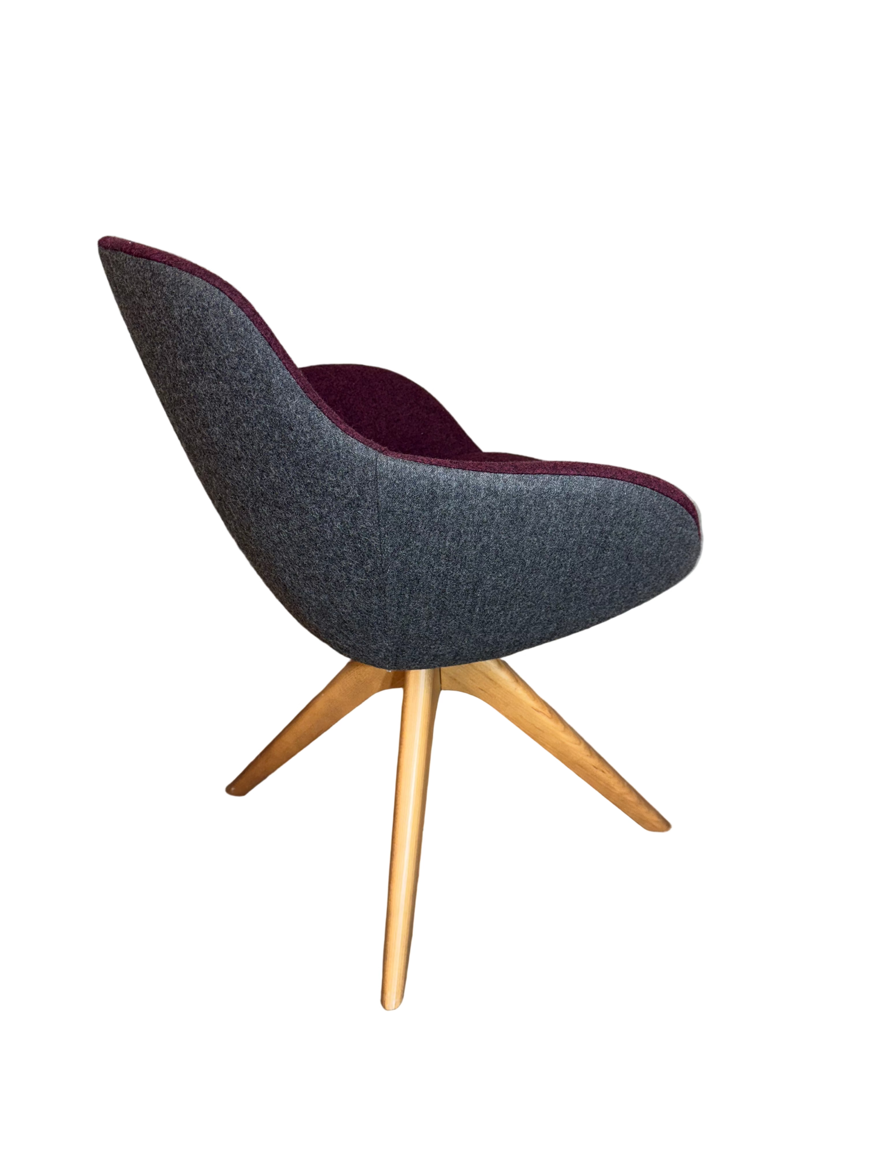 AWM Ebony armchair