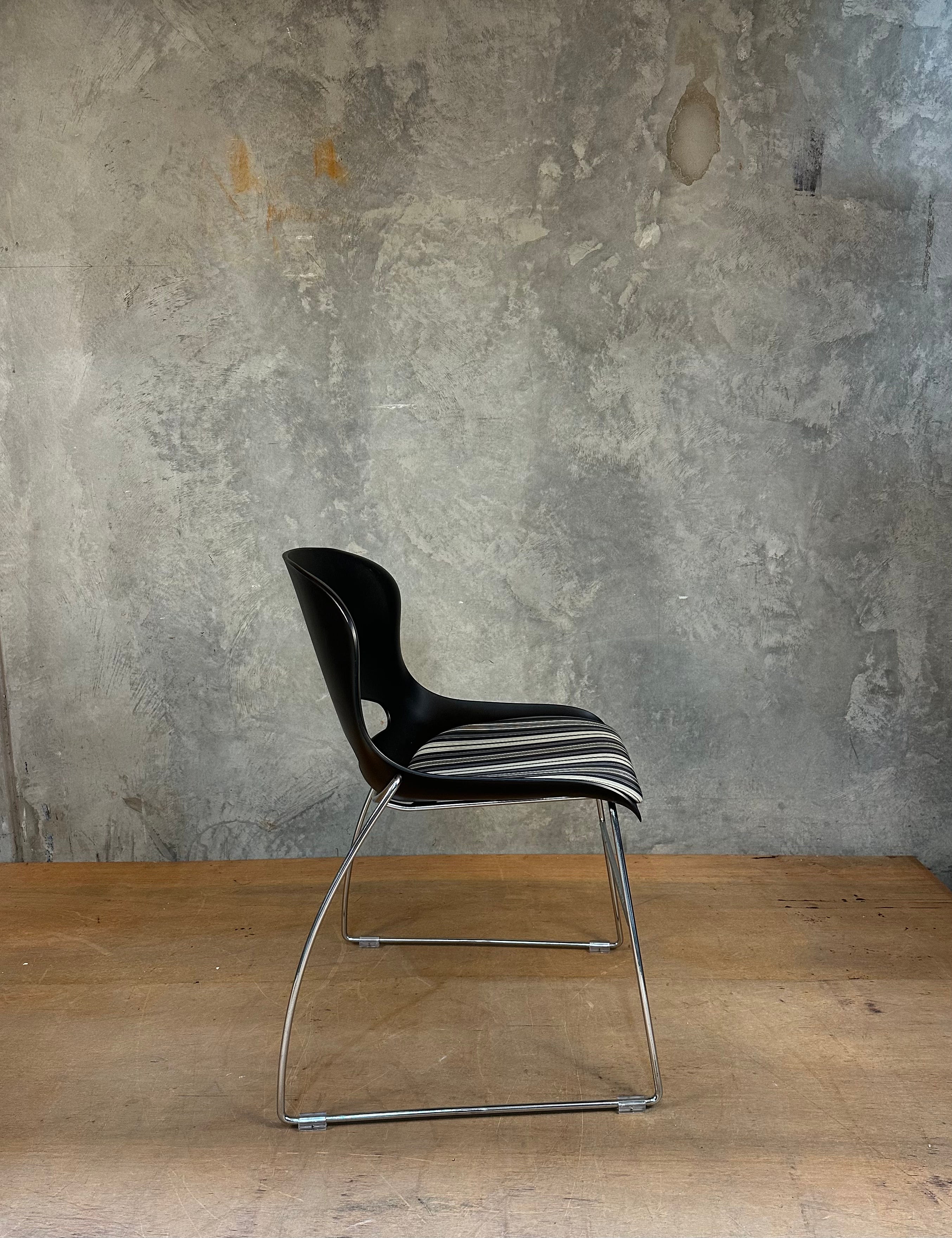 "O Chair" style chair with padded seat - black + striped patterned cushion
