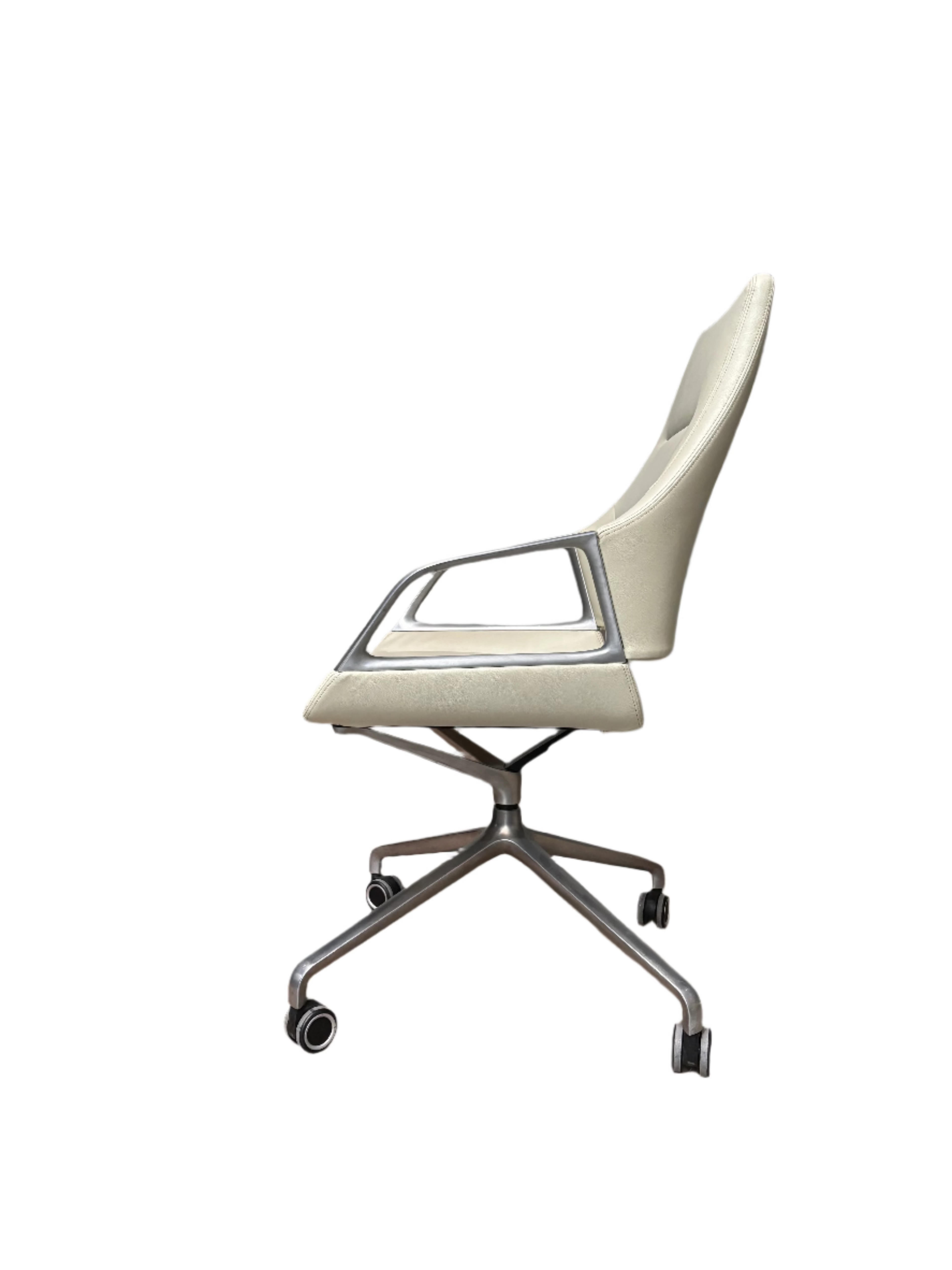 Wilkhahn Bone Leather Swivel Chair