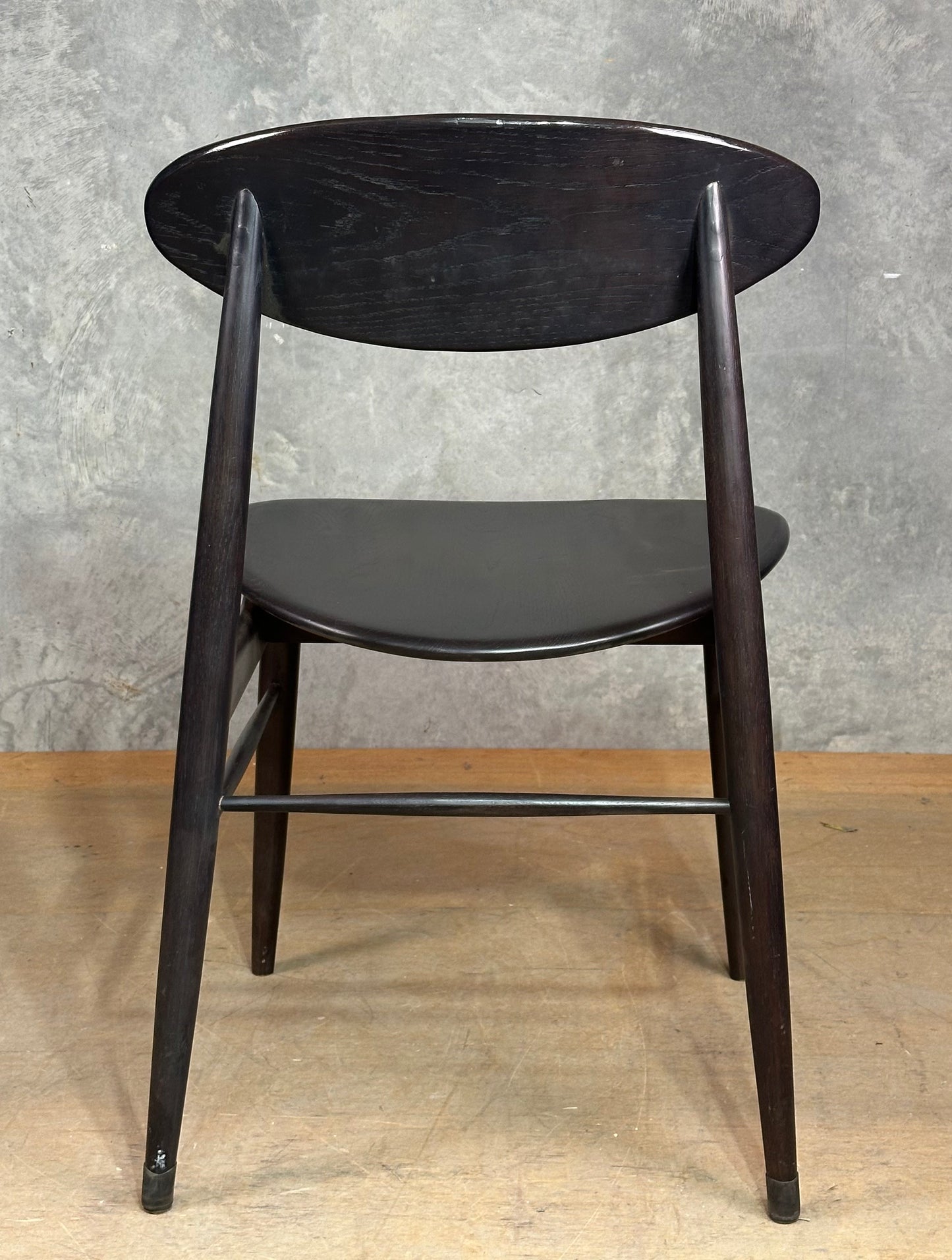 Feelgood C170 Chair by Takahashi Asako
