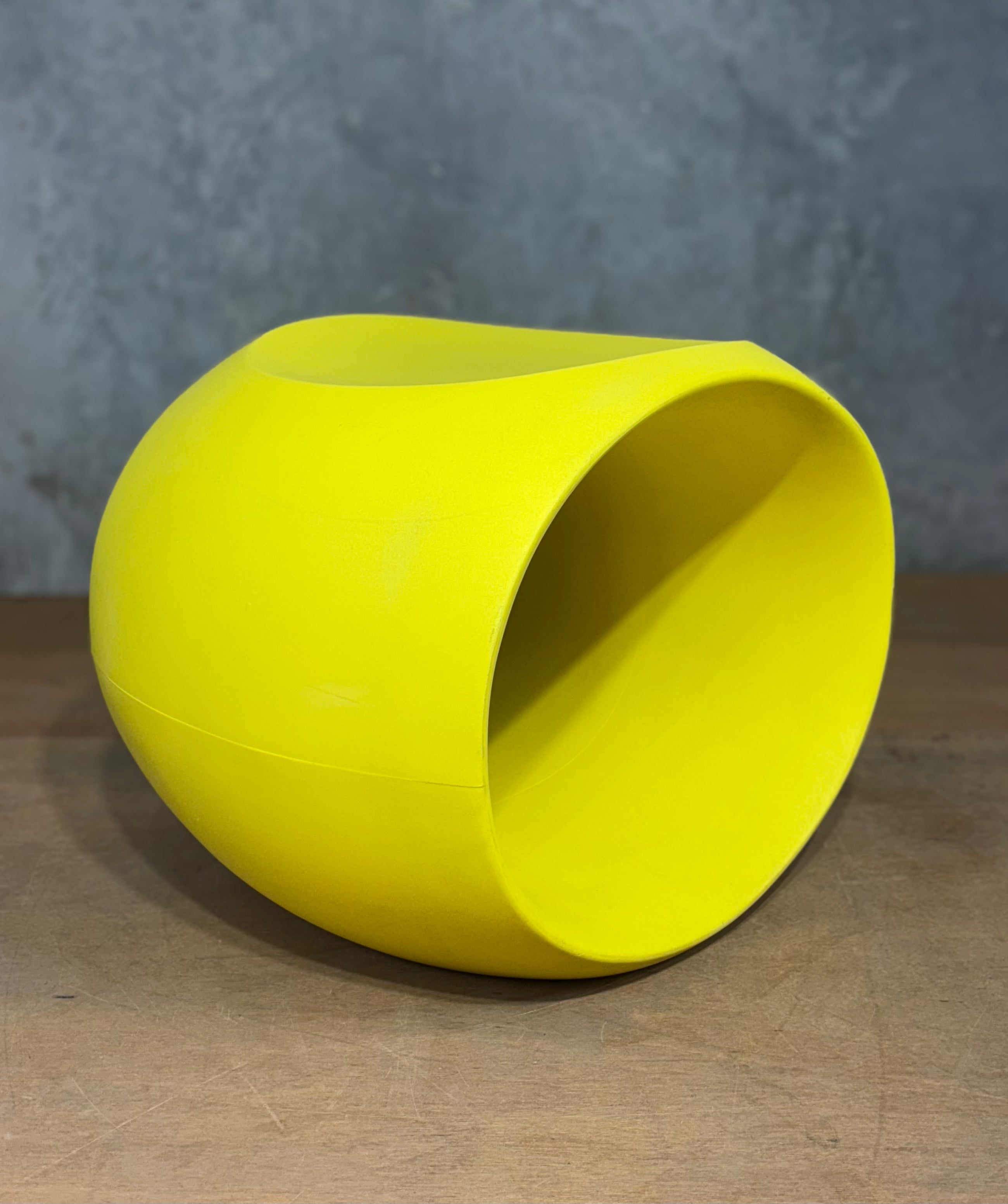 Cero Outdoor Moulded Stool