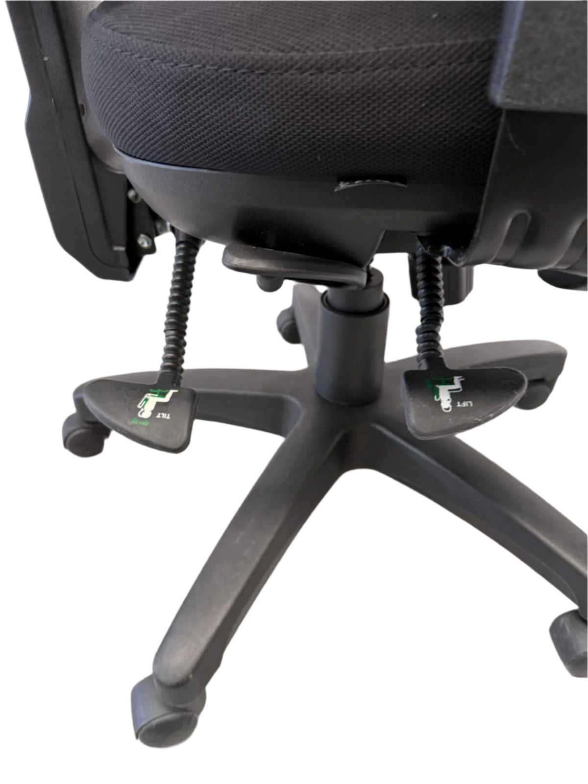 Style Mesh Back Chair by Vesta