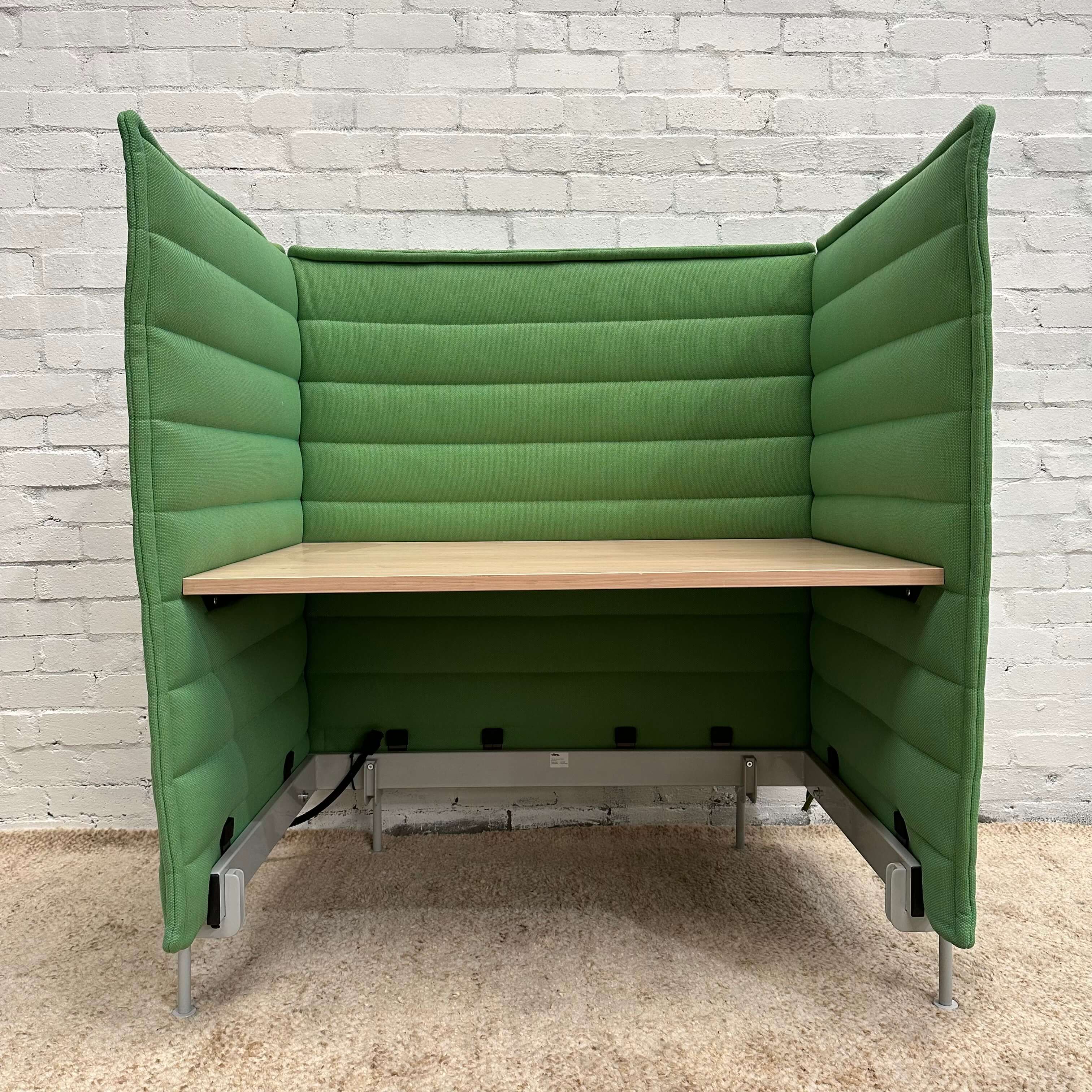 Alcove Desk Highback, Vitra Ronan & Erwan Bouroullec, 2006