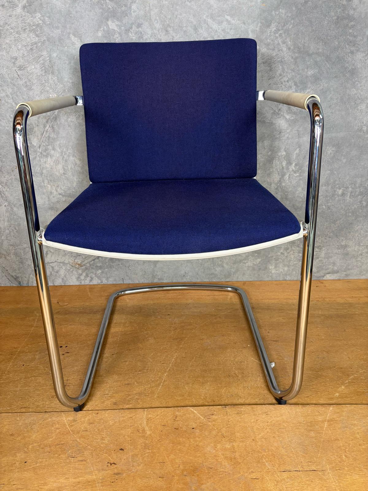 Wilkhahn Cantilever Chair