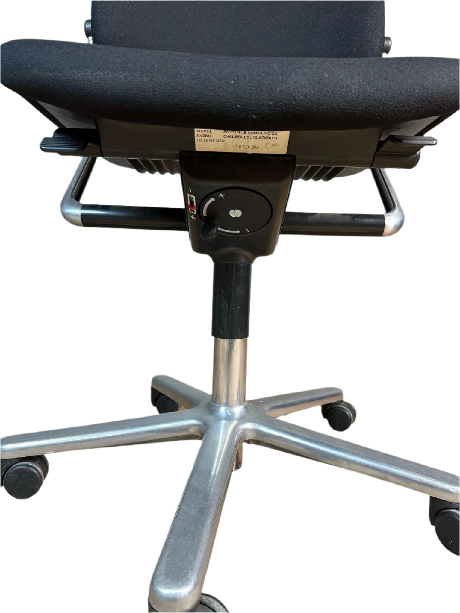 Wilkhahn FS 211/8 Task Chair Low Backrest in Black