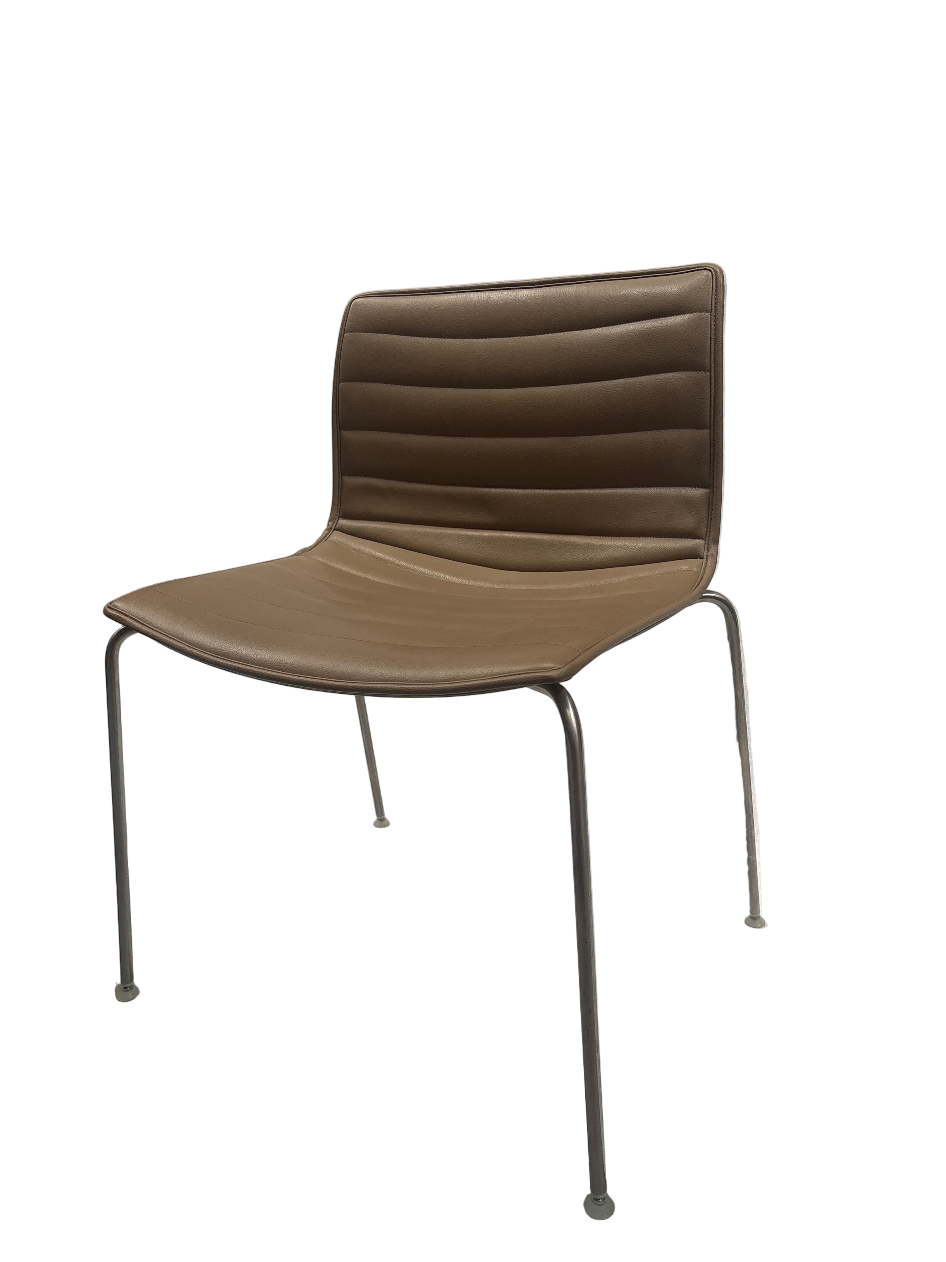 Catifa 53 - 4 Leg Base, Arper - Latte