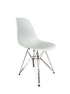 Eames Plastic Moulded Side Chair - Wire Base (White), Herman Miller