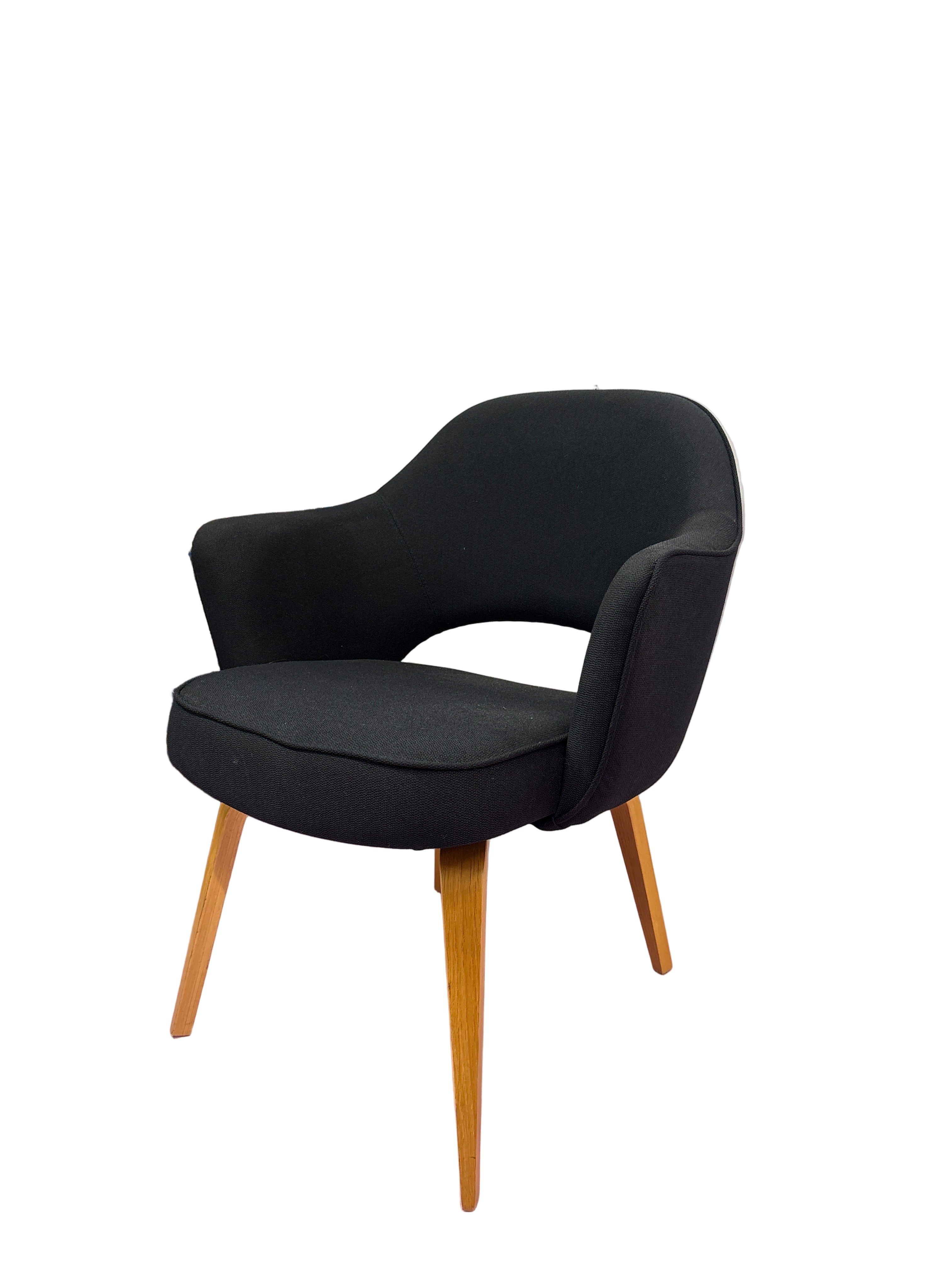 Knoll Saarinen Executive Armchair by Eero Saarinen