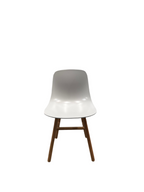 Pure Loop Binuance Retro Infiniti Chair