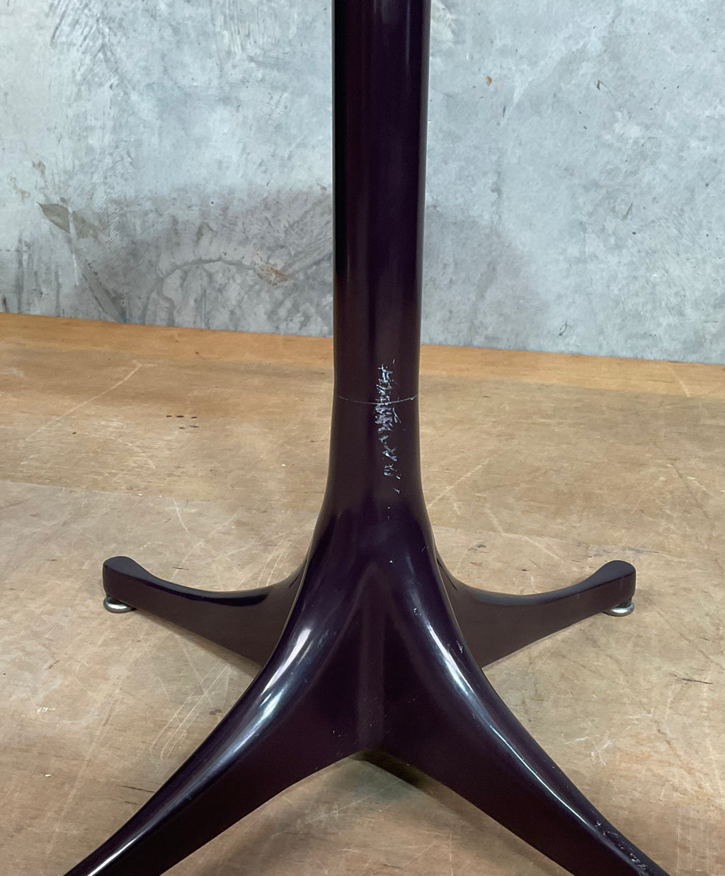 Herman Miller Nelson Pedestal Table