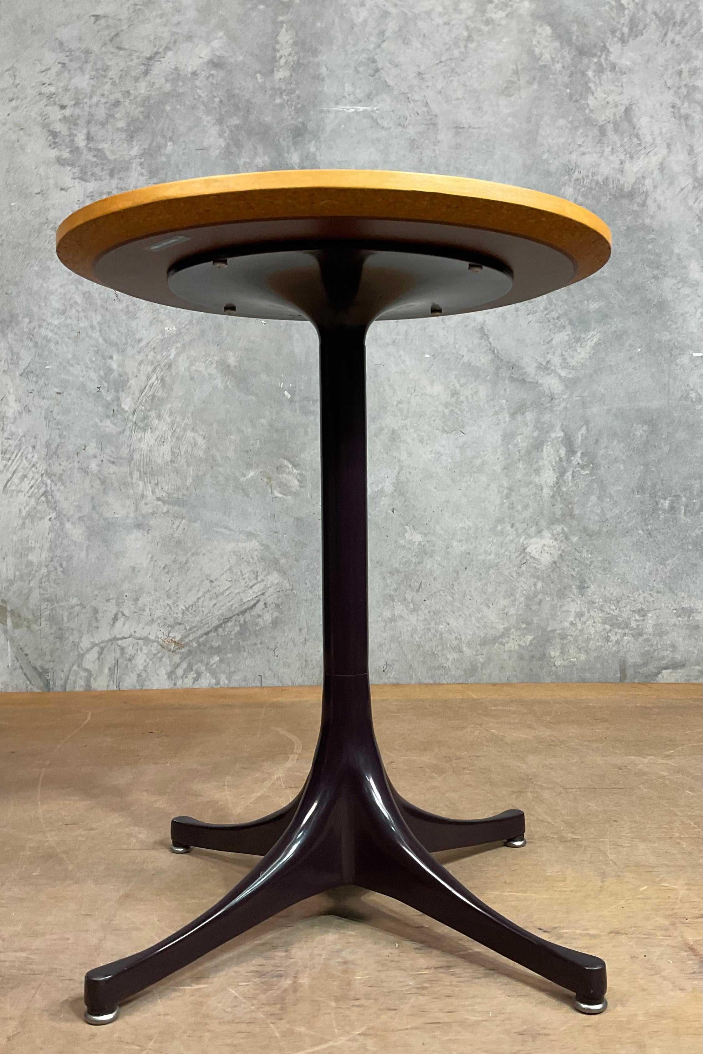 Herman Miller Nelson Pedestal Table