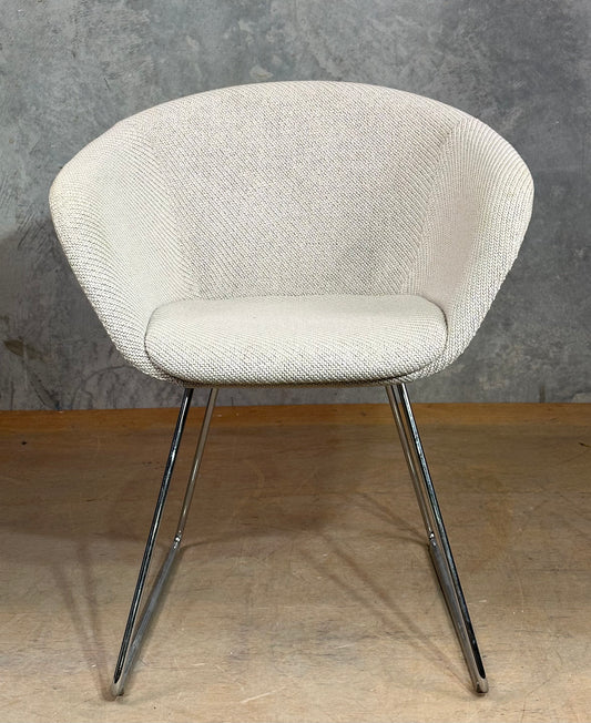 Duna 02 Sled Chair by Lievore Altherr Molina, Arper