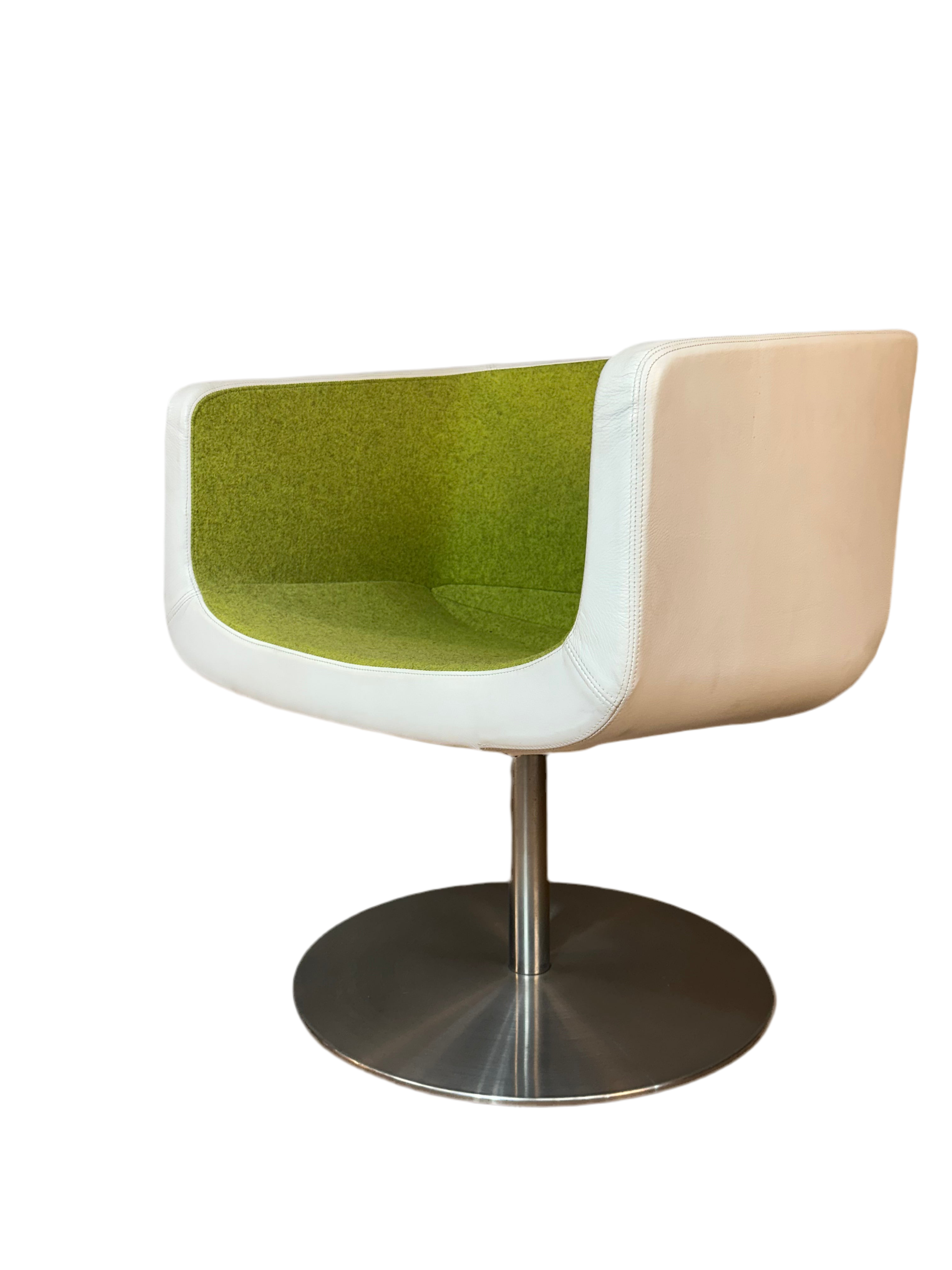 Schamburg + Alvisse Tub chair