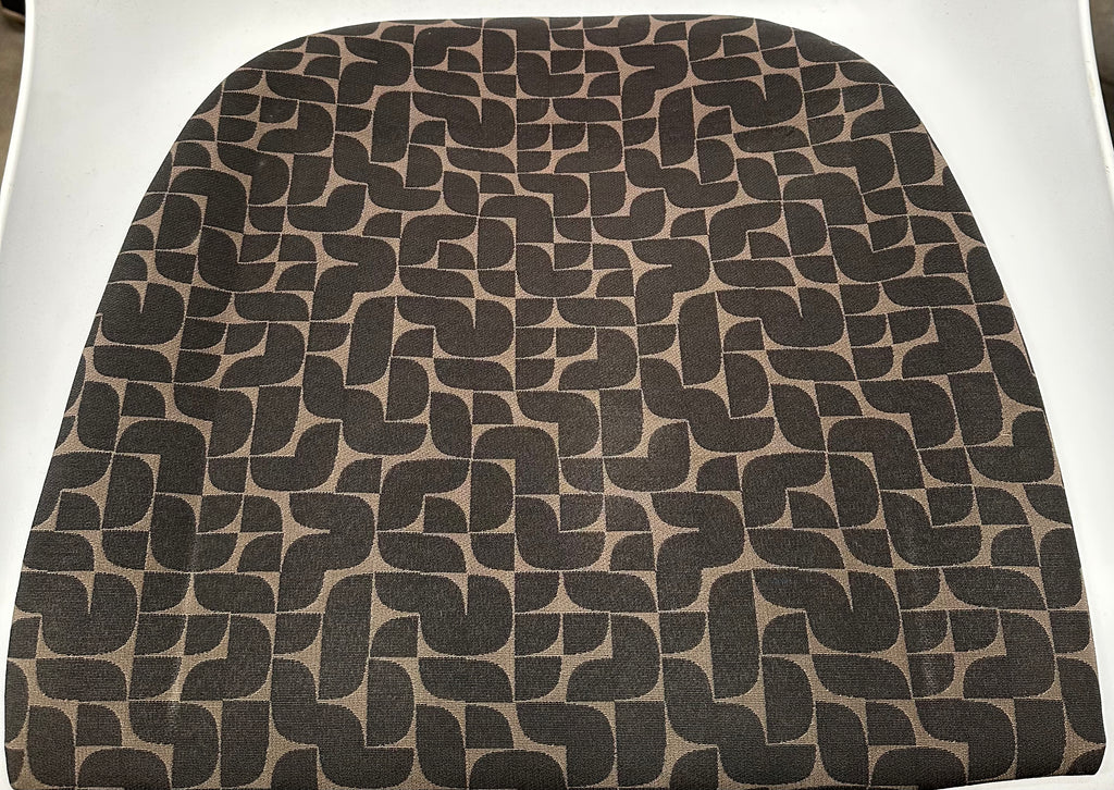 "O Chair" style chair with padded seat - white + geometric patterned cushion