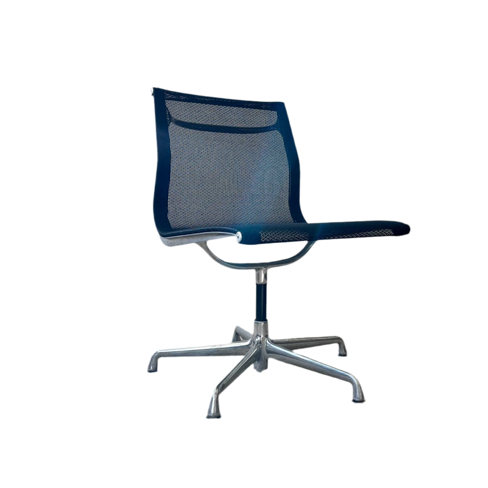 Eames Mesh Aluminium Group Chair, Herman Miller