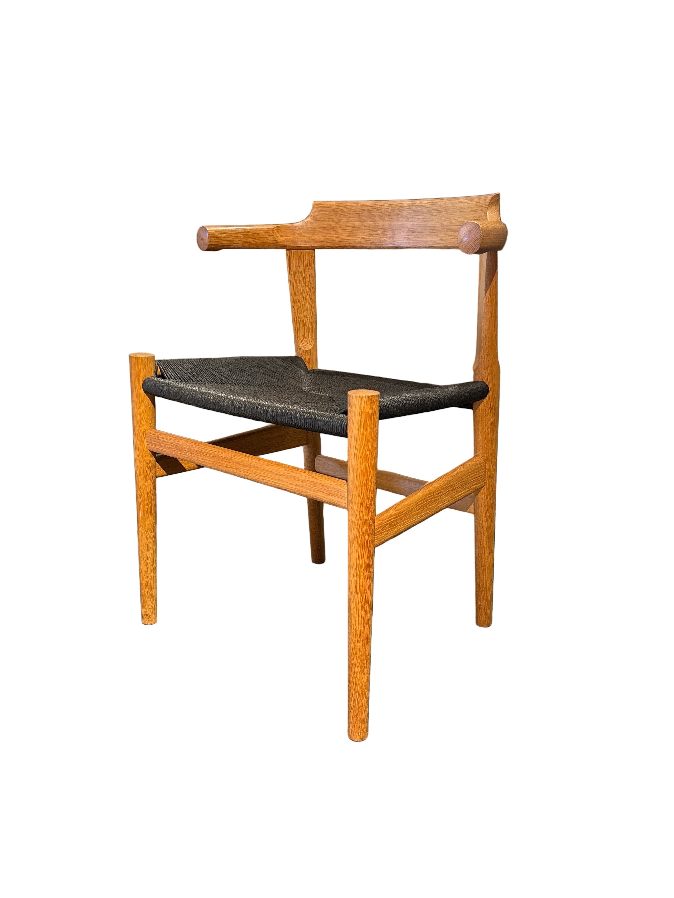 PP68 Armchair by PP Møbler, designed by Hans J. Wegner