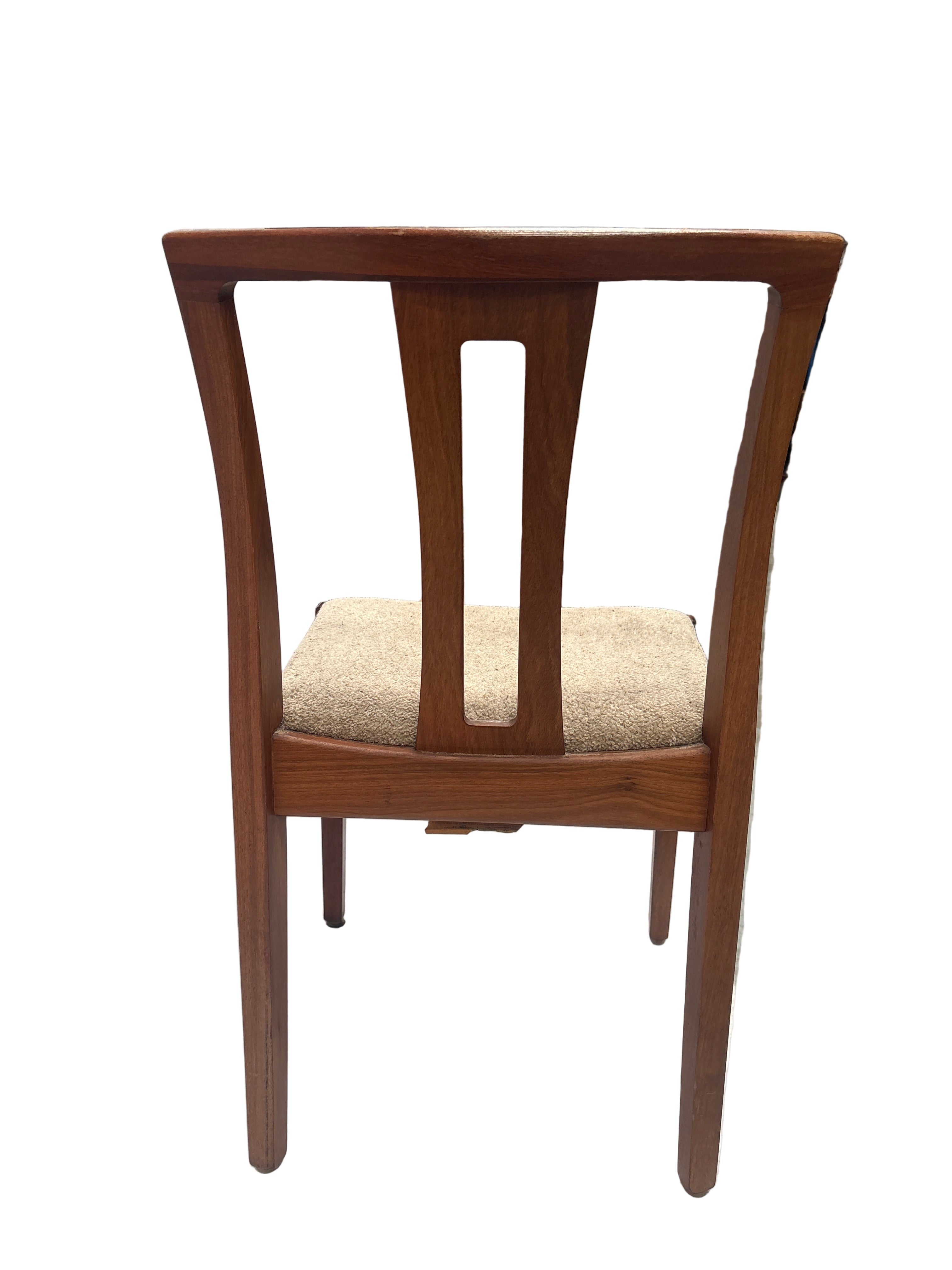 Mid Century Catt Dining Chair