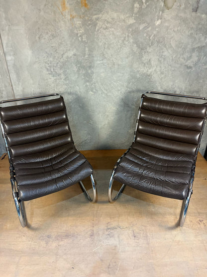 Dark brown PU armchair