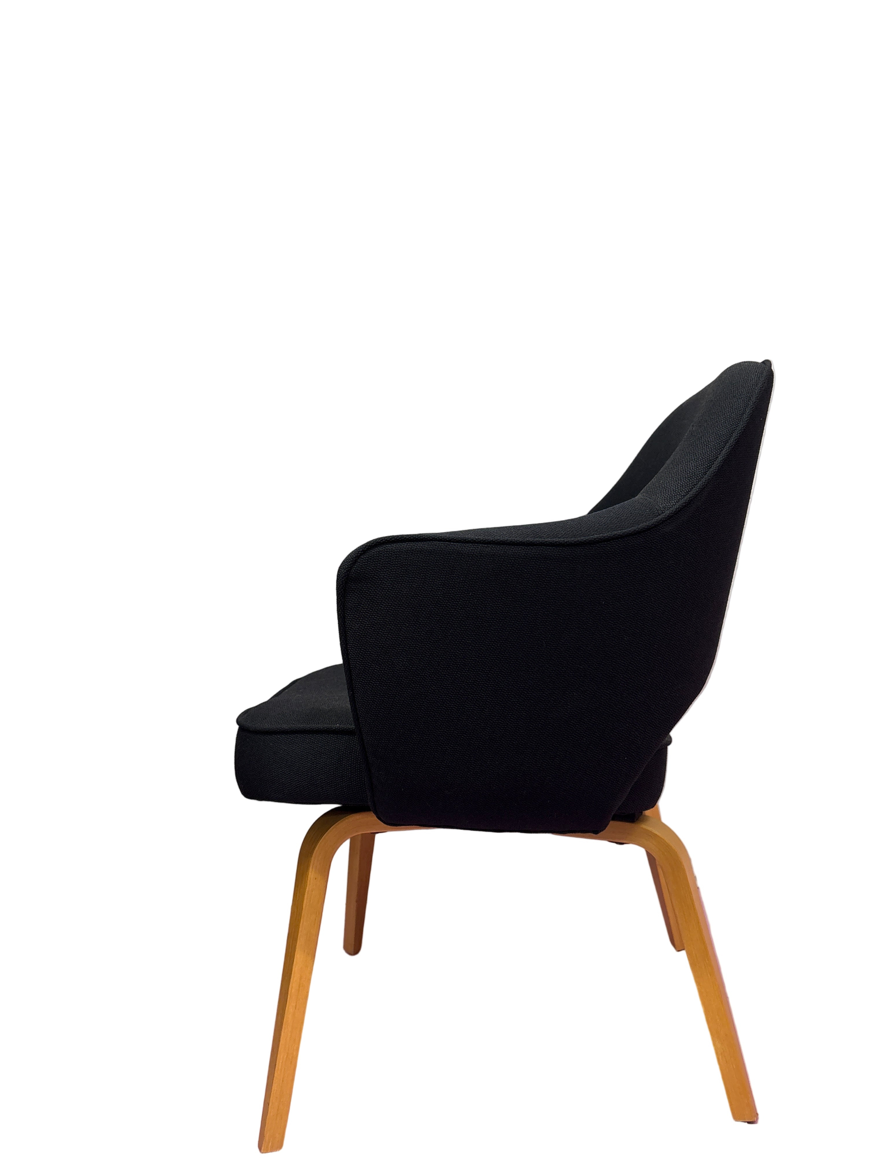 Knoll Saarinen Executive Armchair by Eero Saarinen