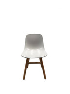 Pure Loop Binuance Retro Infiniti Chair