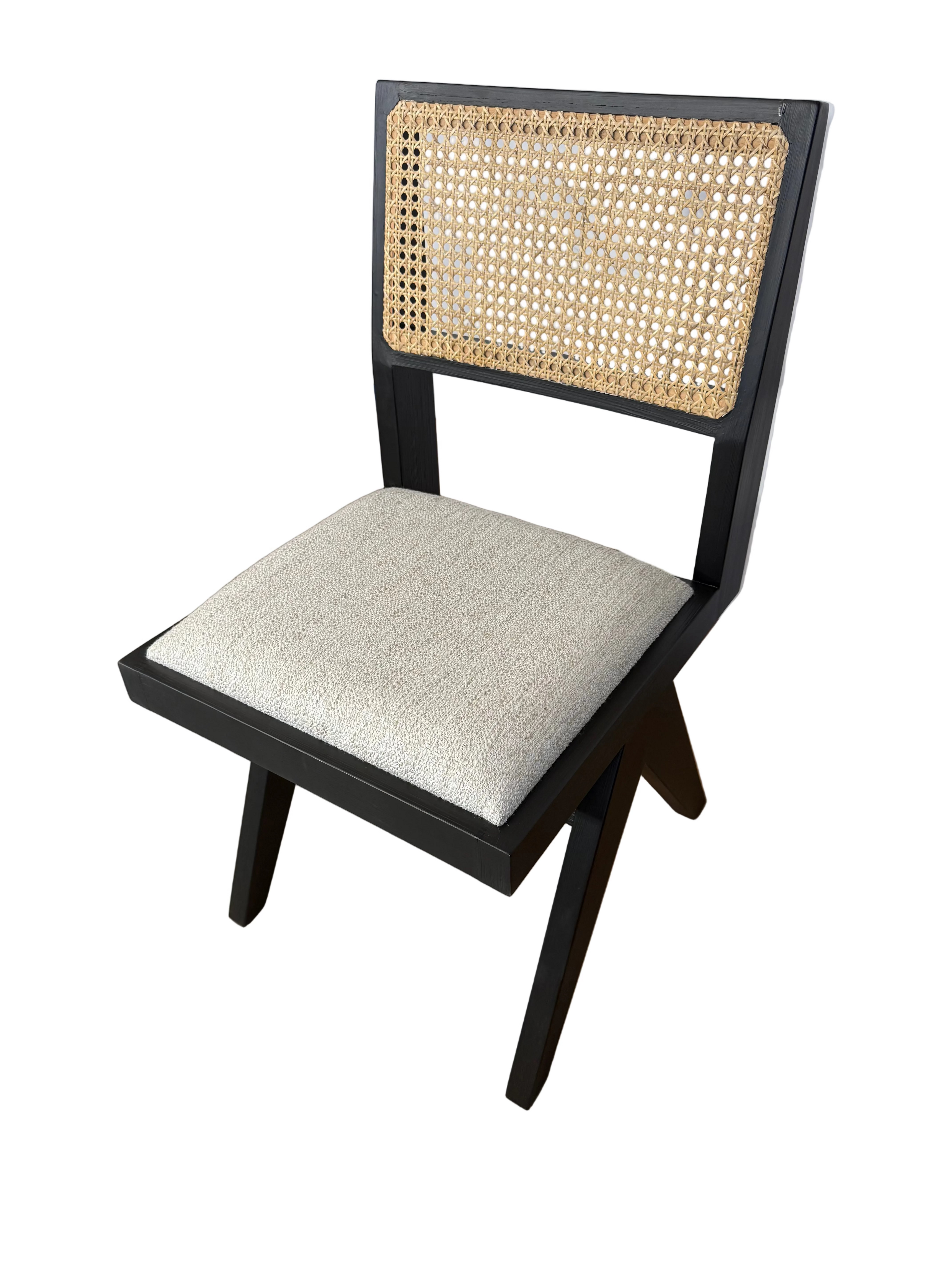 Julip Dining Chair (Black/Natural)