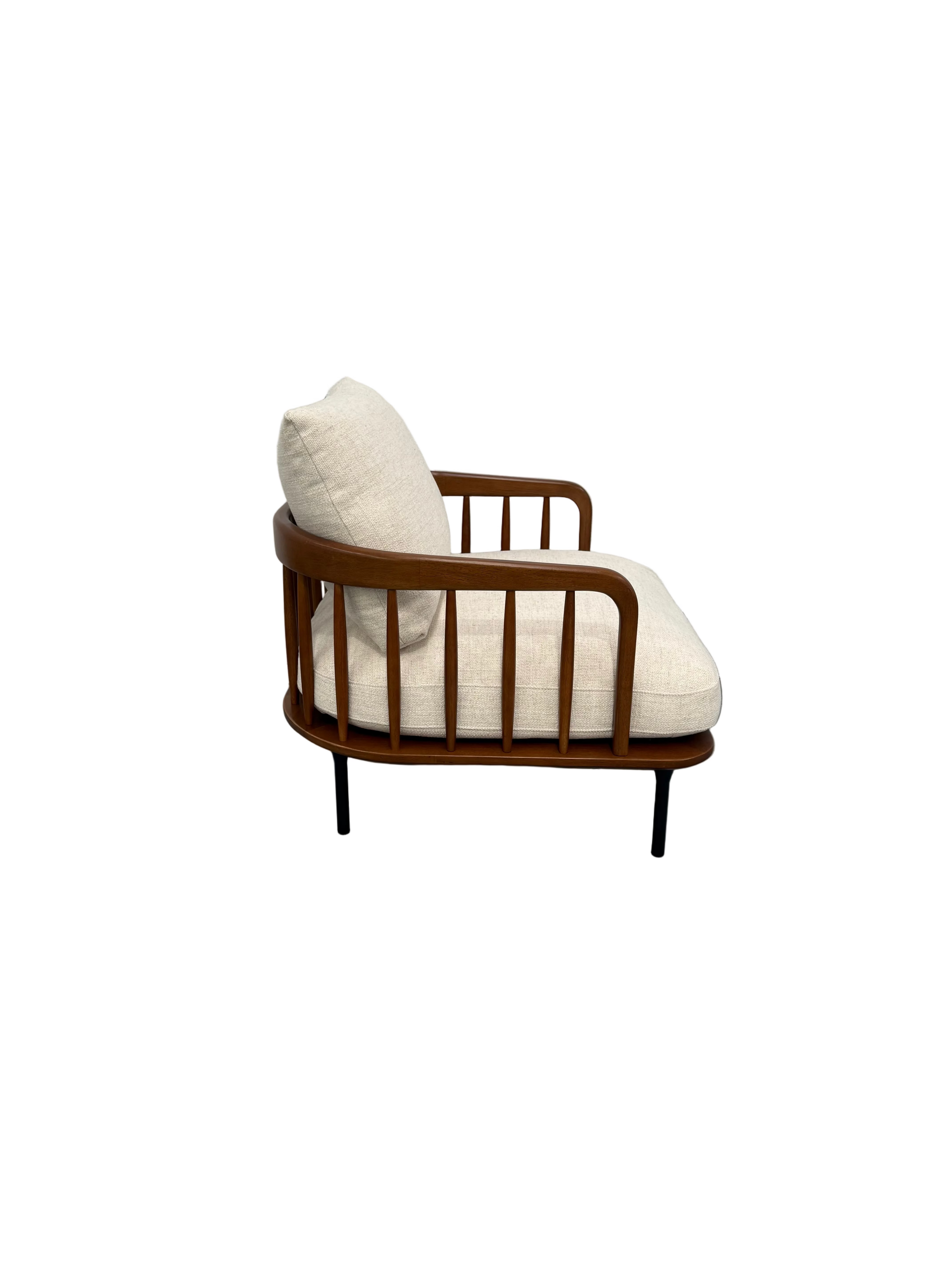 Wayne Armchair