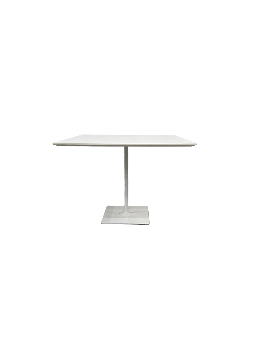 Arper 'Dizzie' Table by Lievore Altherr Molina