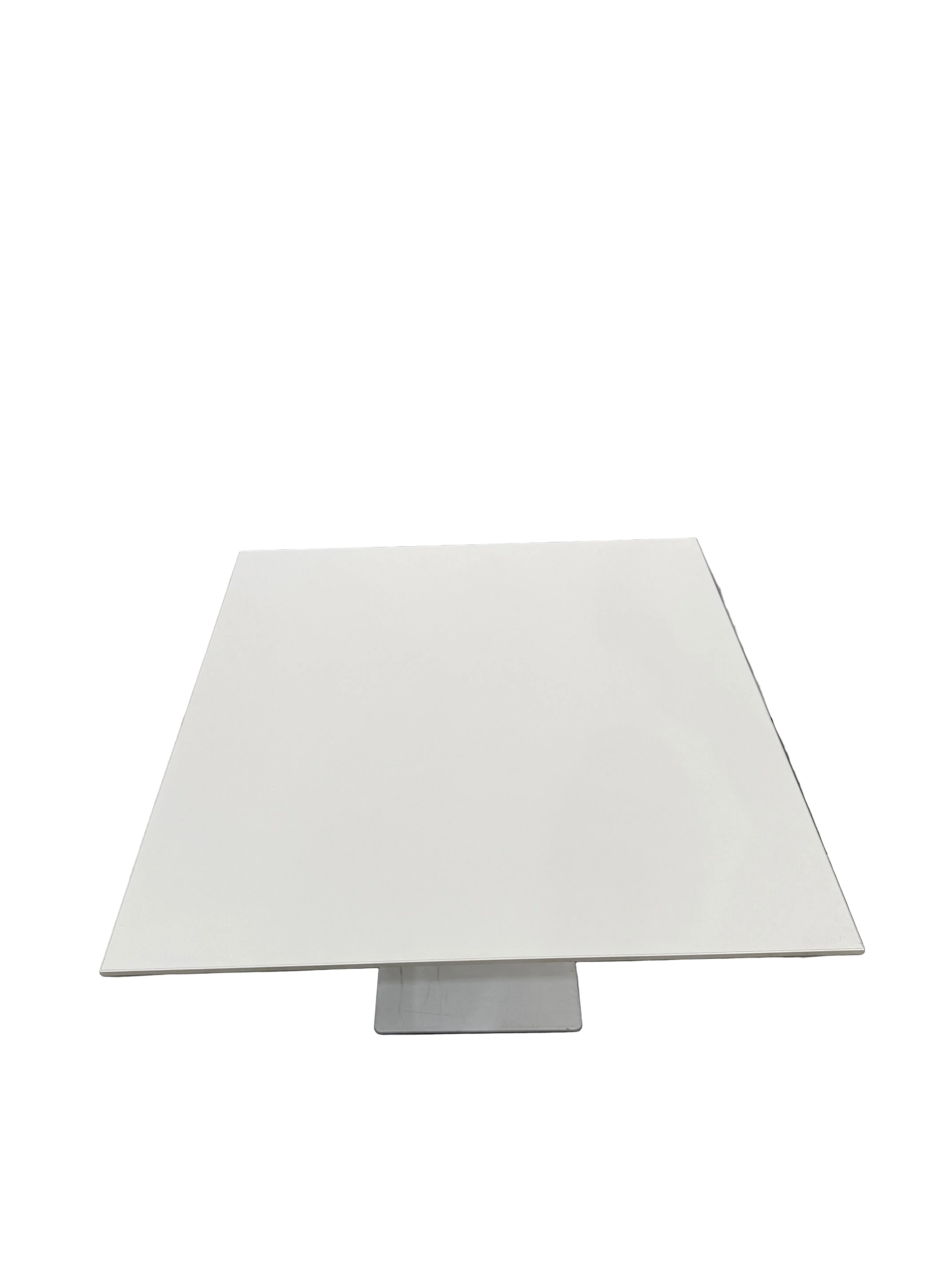Arper 'Dizzie' Table by Lievore Altherr Molina