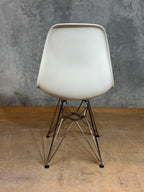 Eames Plastic Moulded Side Chair - Wire Base (White), Herman Miller