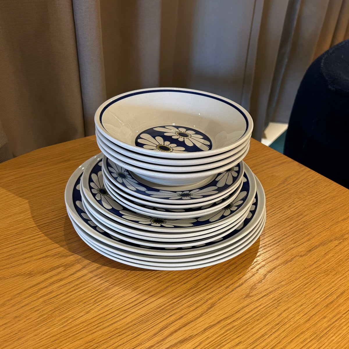 Mikasa Tivoli 16 Pieces Set