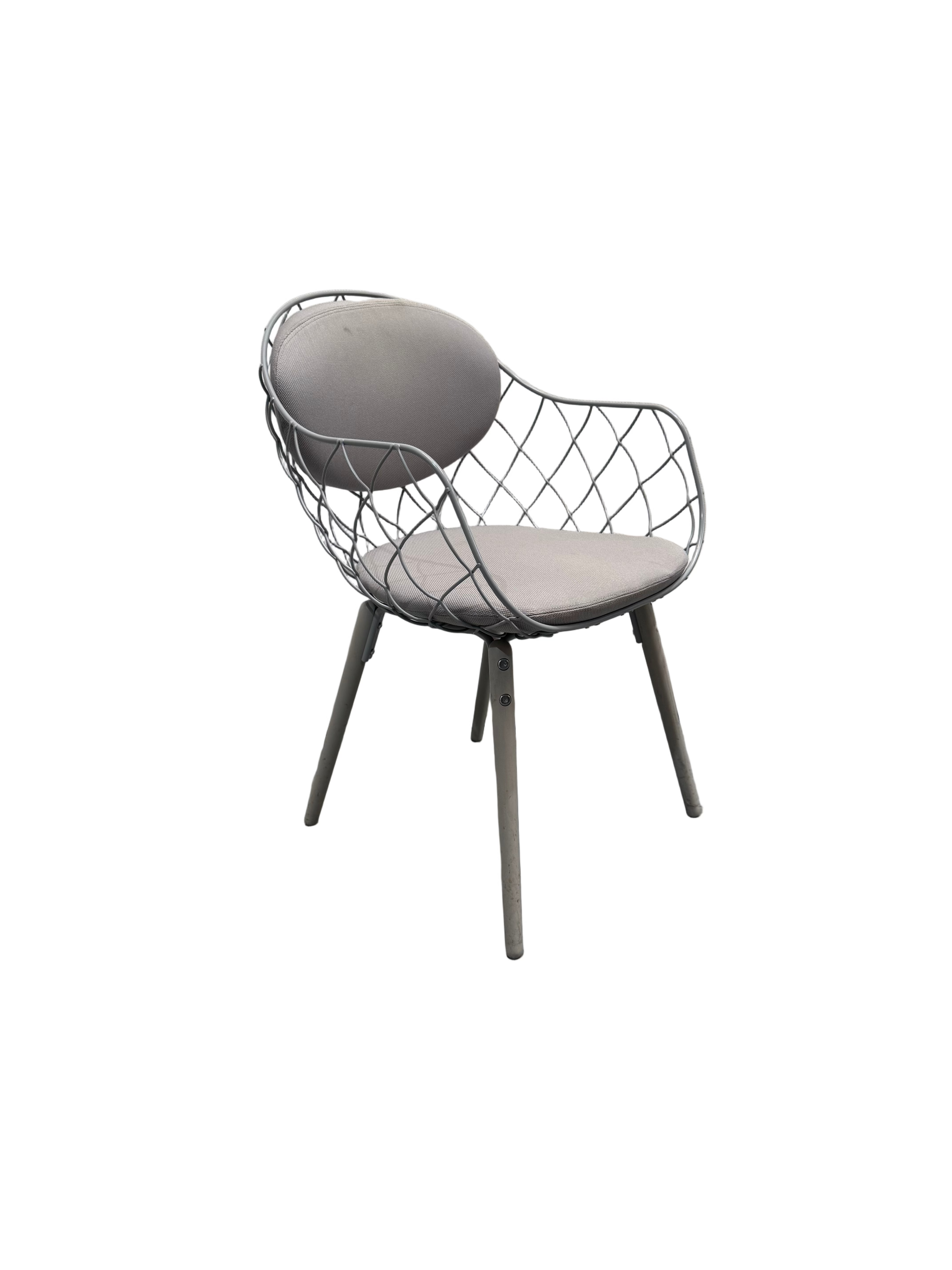 Magis Pinã Chair by Jaime Hayon