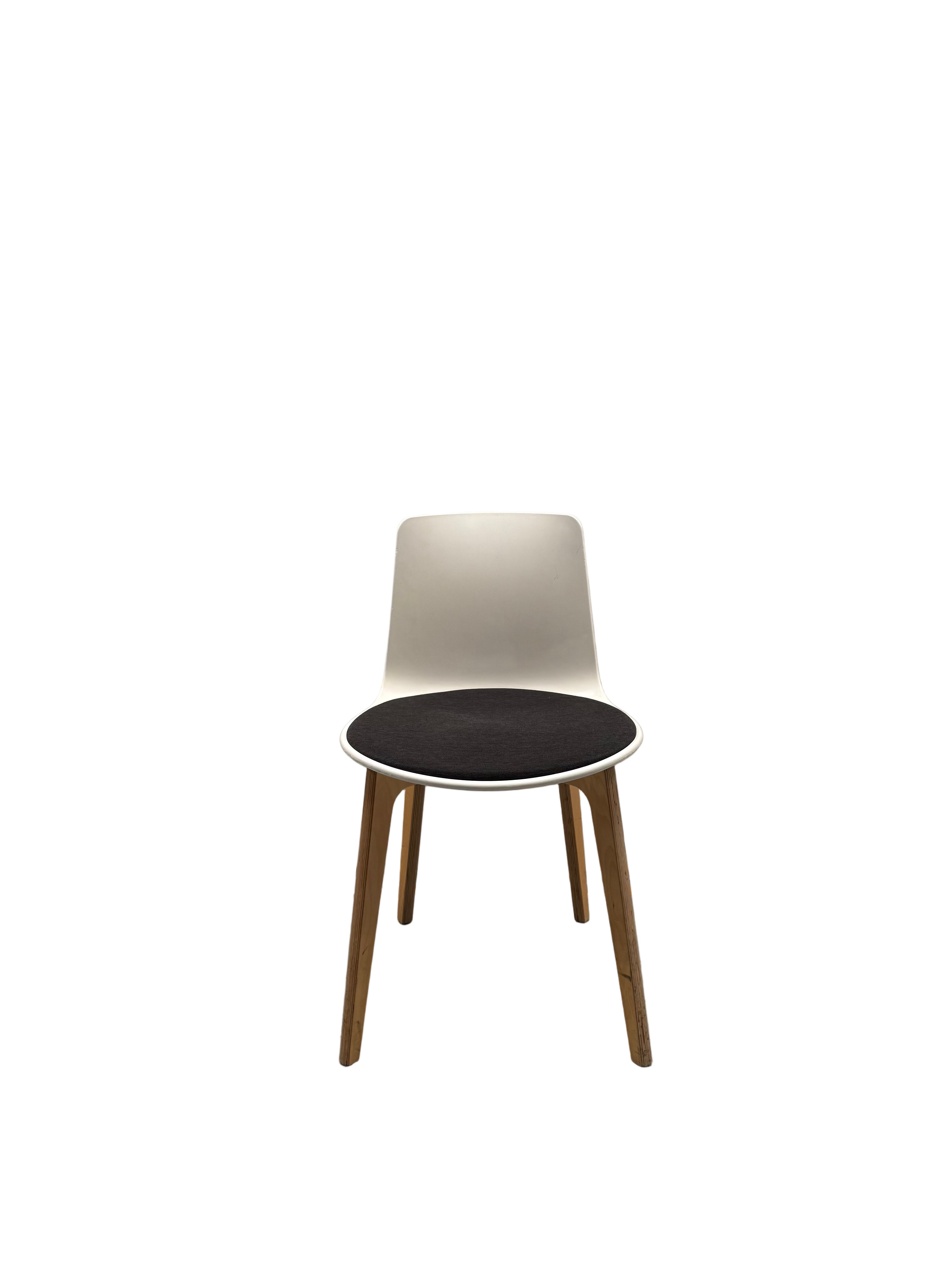Lottus Chair Lievere Altherr Molina