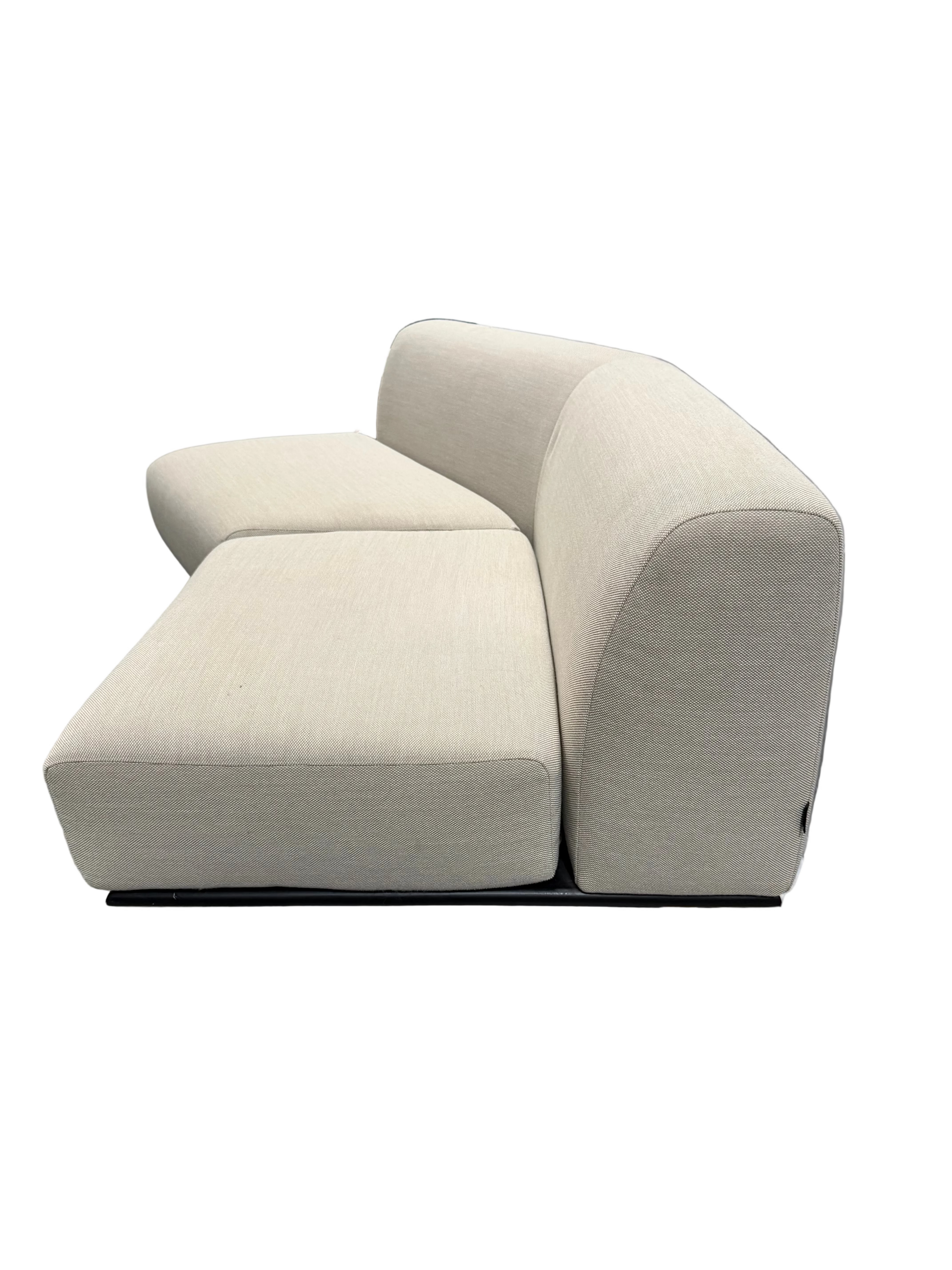 Platforma Modular Lounge by Zenith Cream