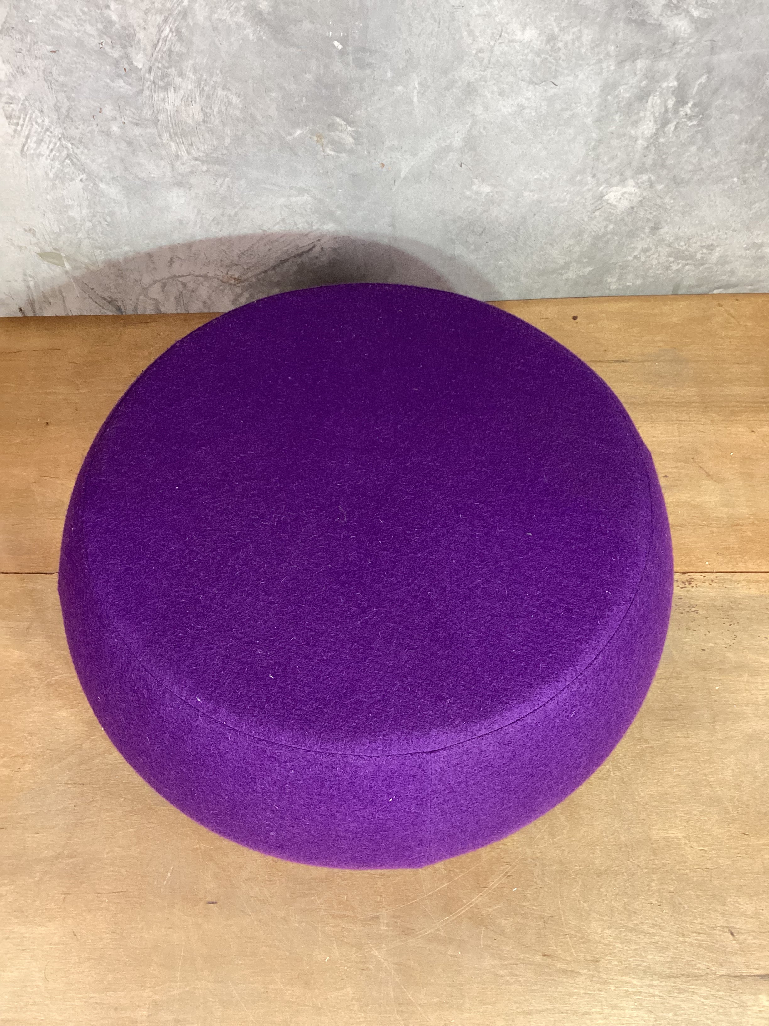 Purple ottoman large size