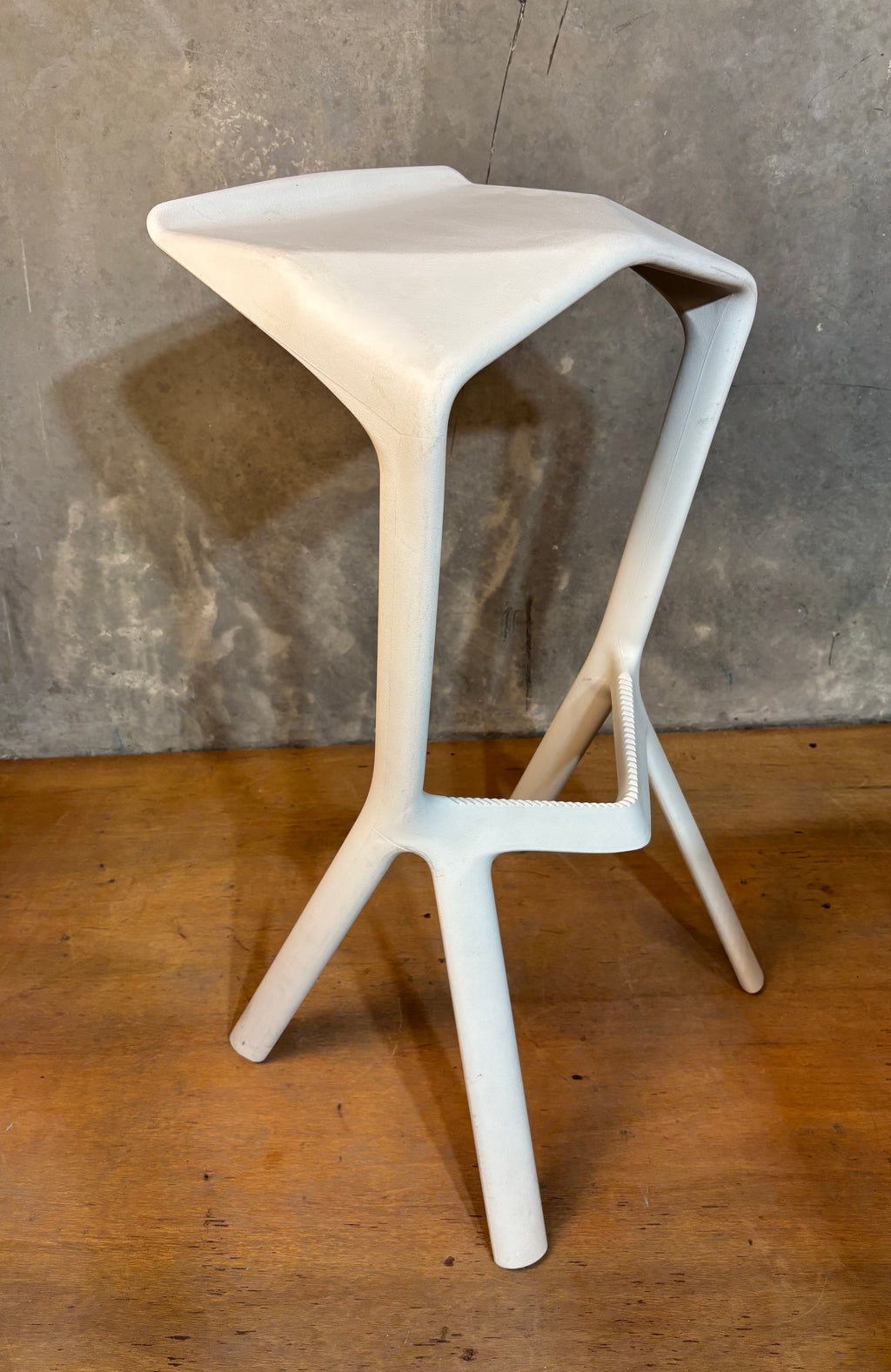 Miura White Stool by Plank