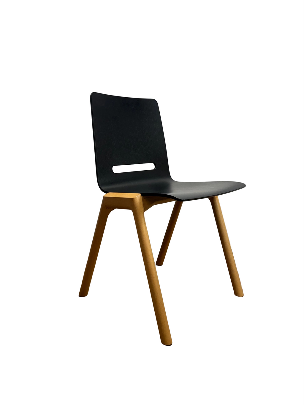 Arge2, Forum 2S Chair Black by Hussl