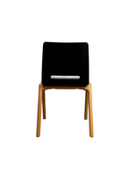 Arge2, Forum 2S Chair Black by Hussl